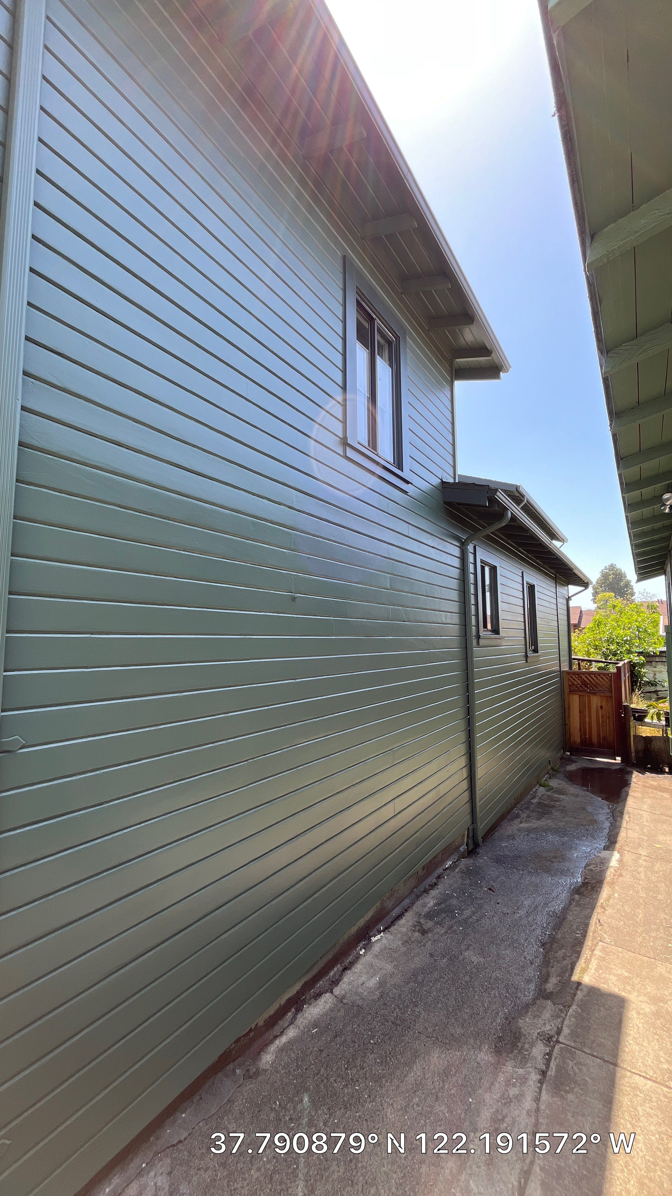 Project in Oakland by Herrera’s Bay Area Painting inc.