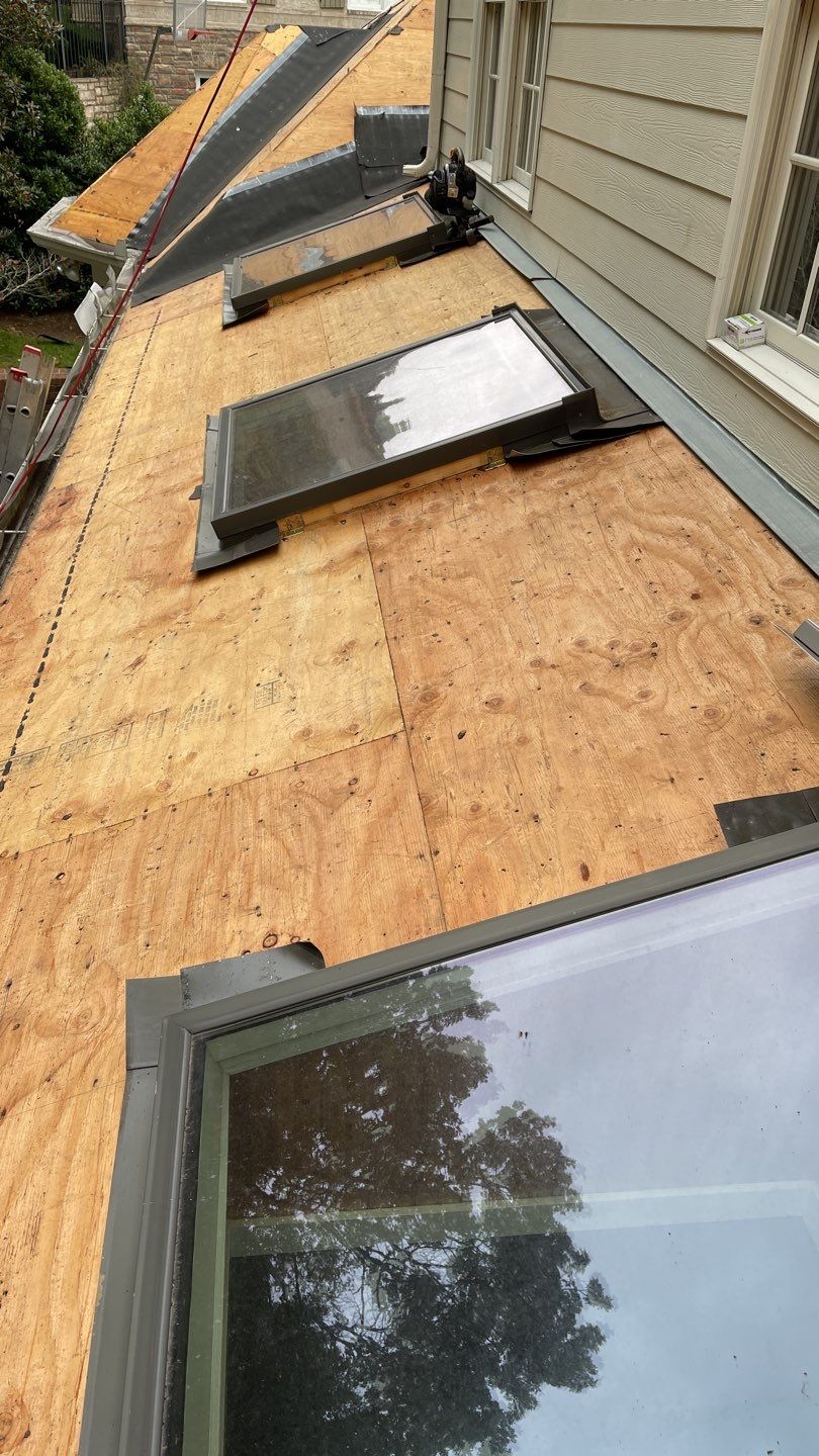 Residential Roofing Installation using Owens Corning Duration Shingles Roofing System by Undersun Roofing 