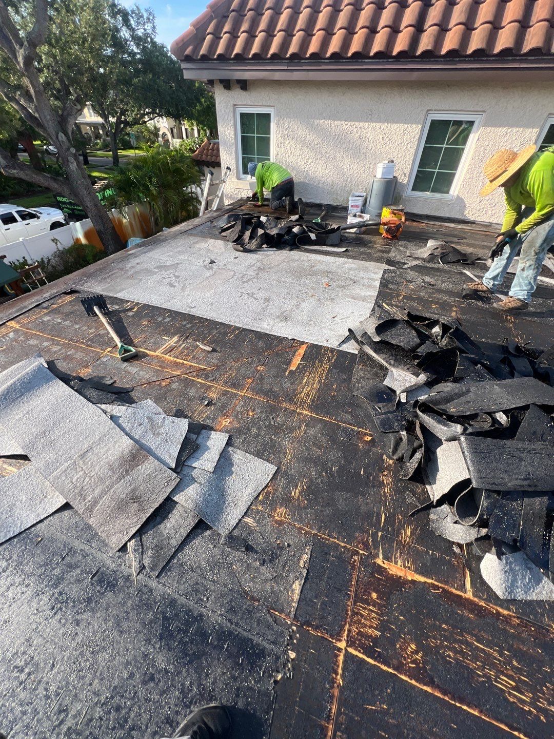 Project in St. Petersburg 33704 by Mitchell Roofing Company LLC 