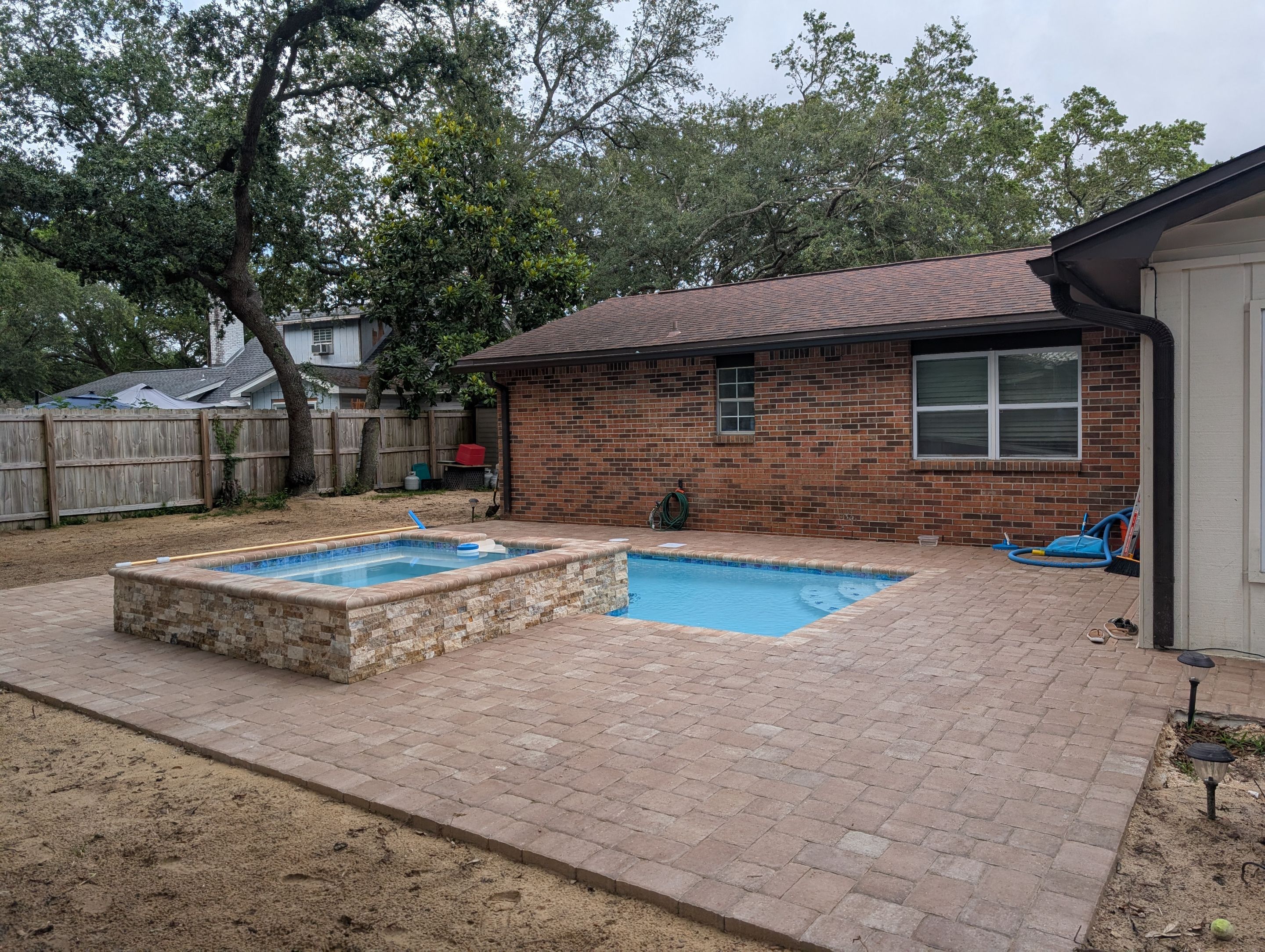 Pool Cage by Titan Sunrooms