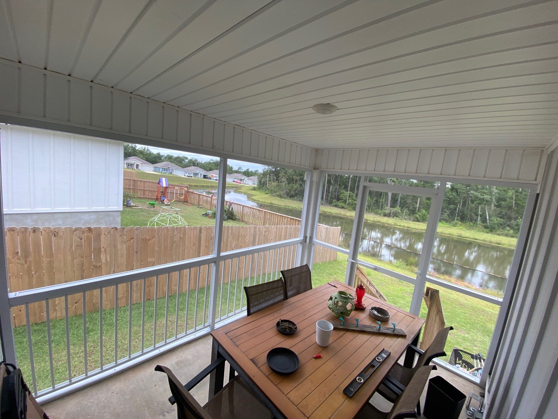 Screen Under in Pensacola by Titan Sunrooms