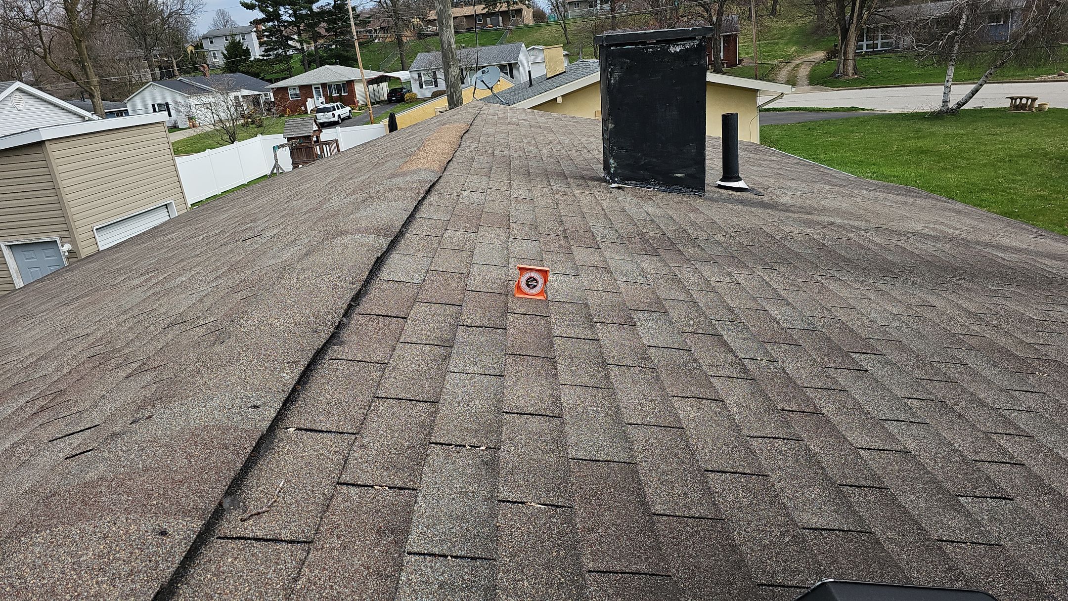 ATLAS PINNACLE COLOR: WEATHERED WOOD by Eagle Eye Roofing