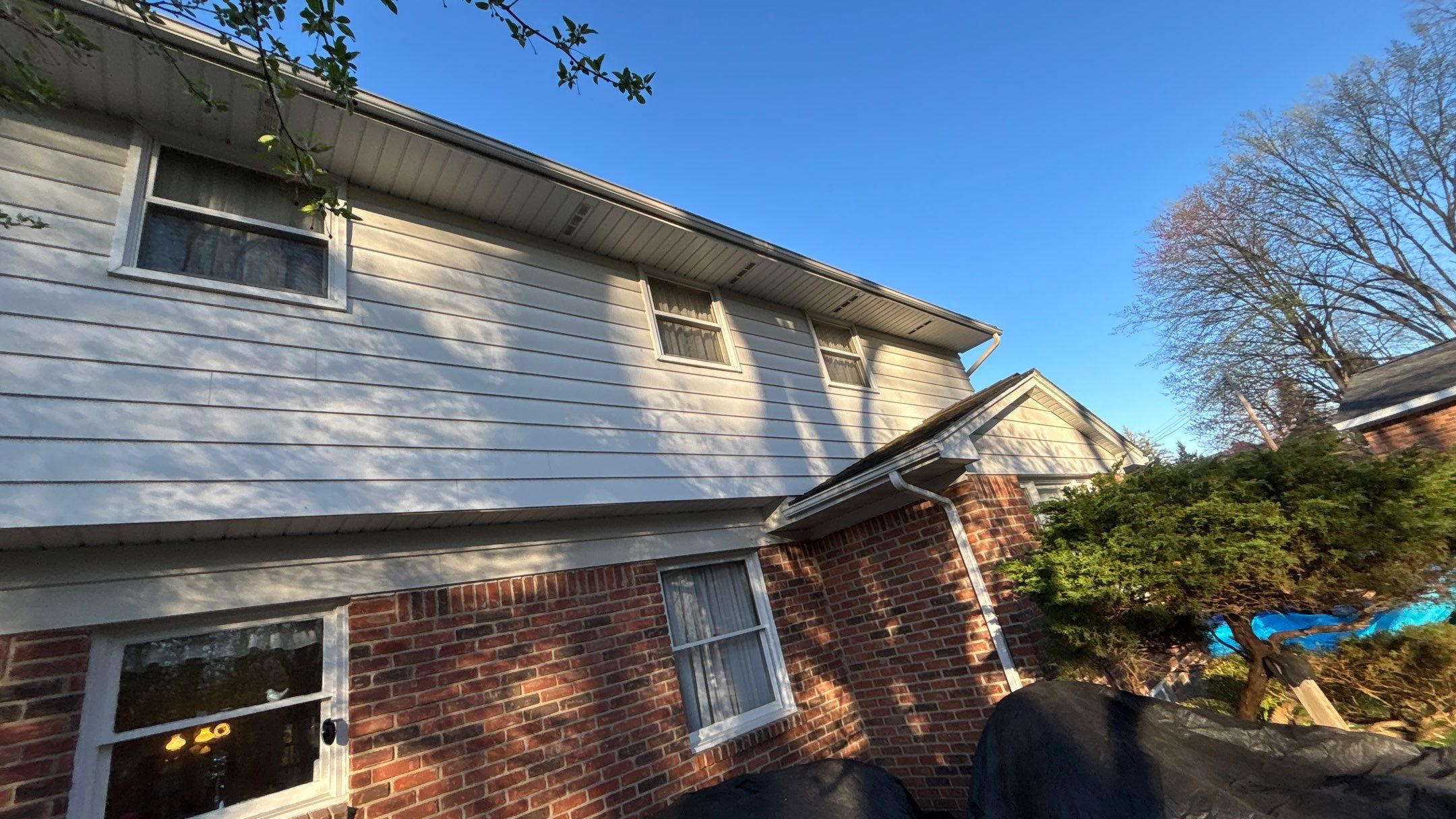 Roof Replacement using Owens Corning Onyx Black by 180 Contractors