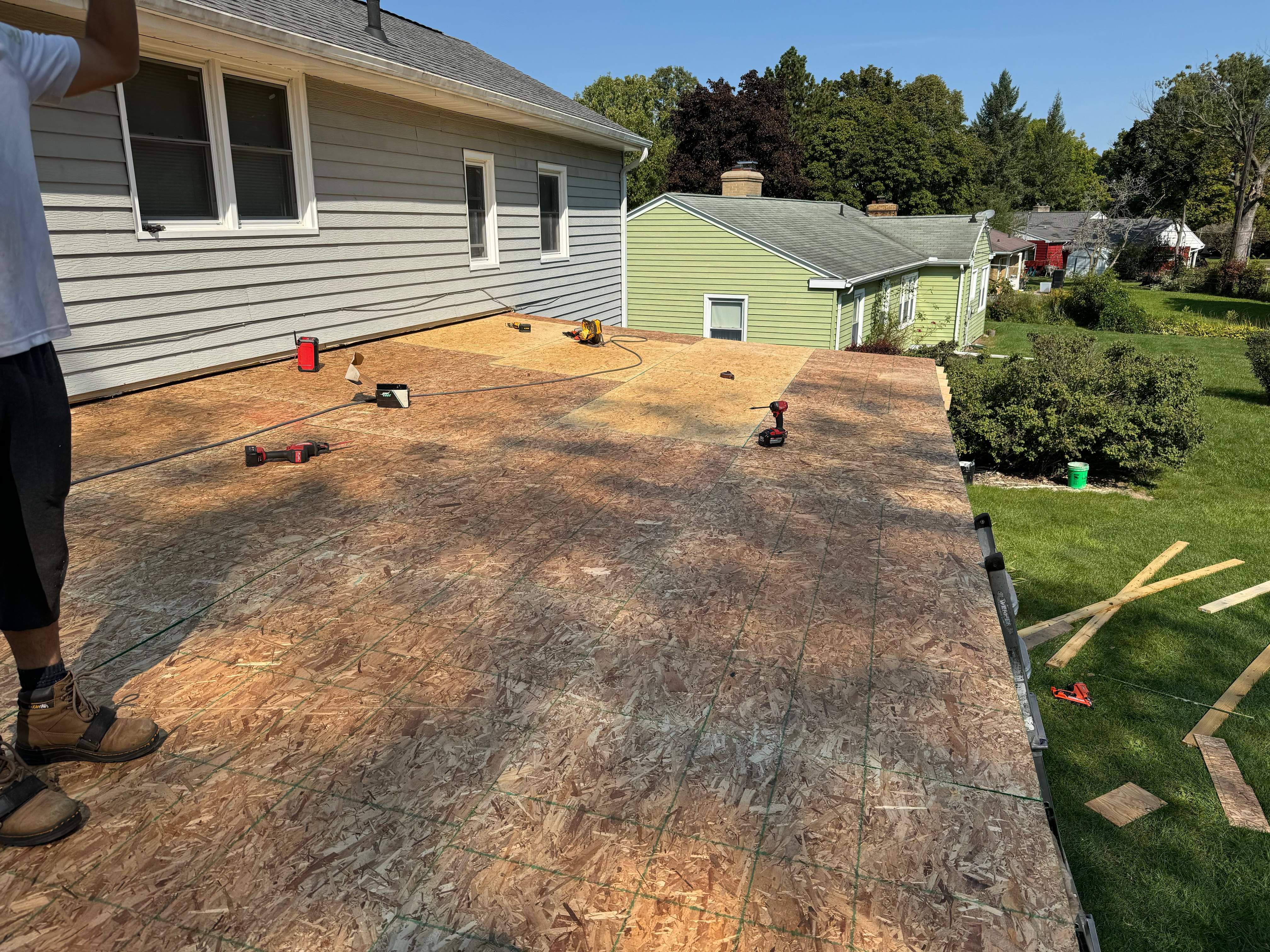 Residential Flat Roof using EPDM by GRACCO