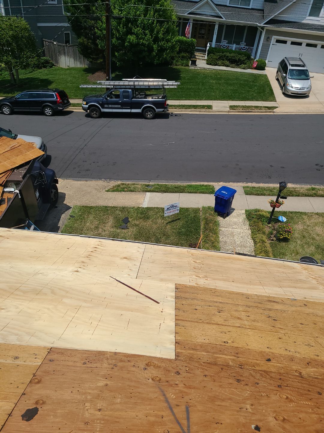 Arlington: Roof Replacement with CertainTeed Landmark Pro in Max Def Georgetown Gray by RM Banning, Inc.