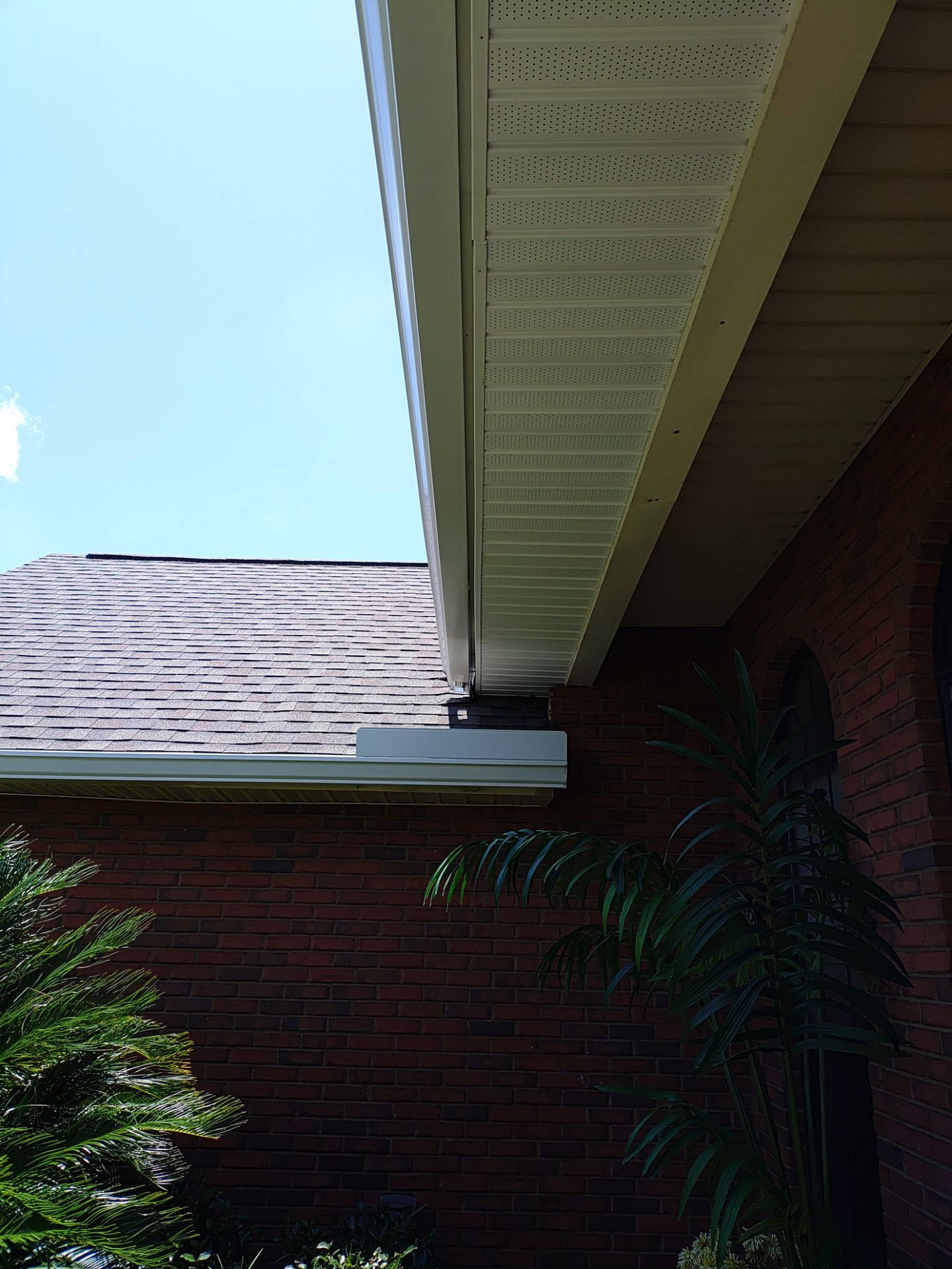 New Soffit, Fascia, and 6 -K Gutter Installation in Panama City FL by Gutter Professors