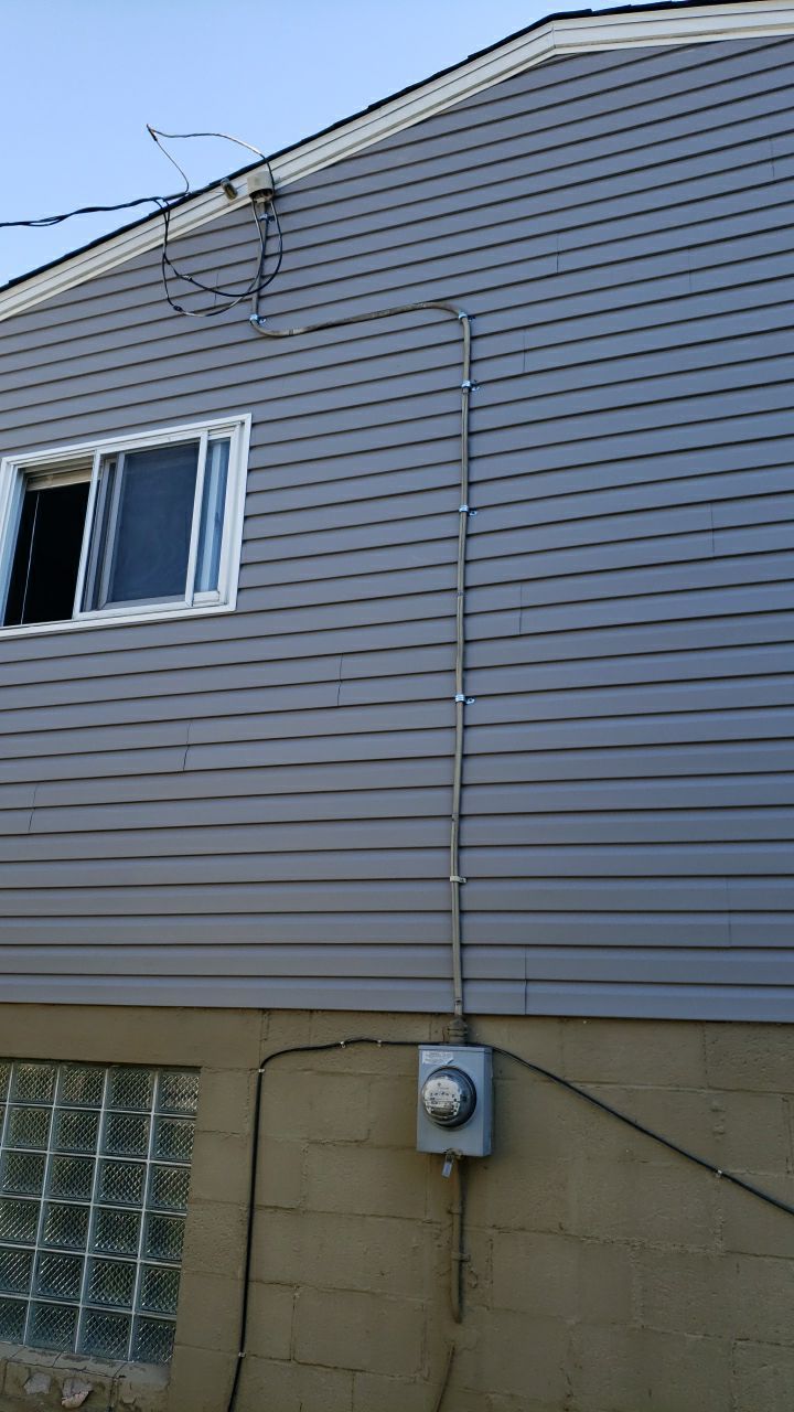 Brand: Atlas Pinnacle Color: Pristine Scotchgard Pweter Drip: White by Eagle Eye Roofing