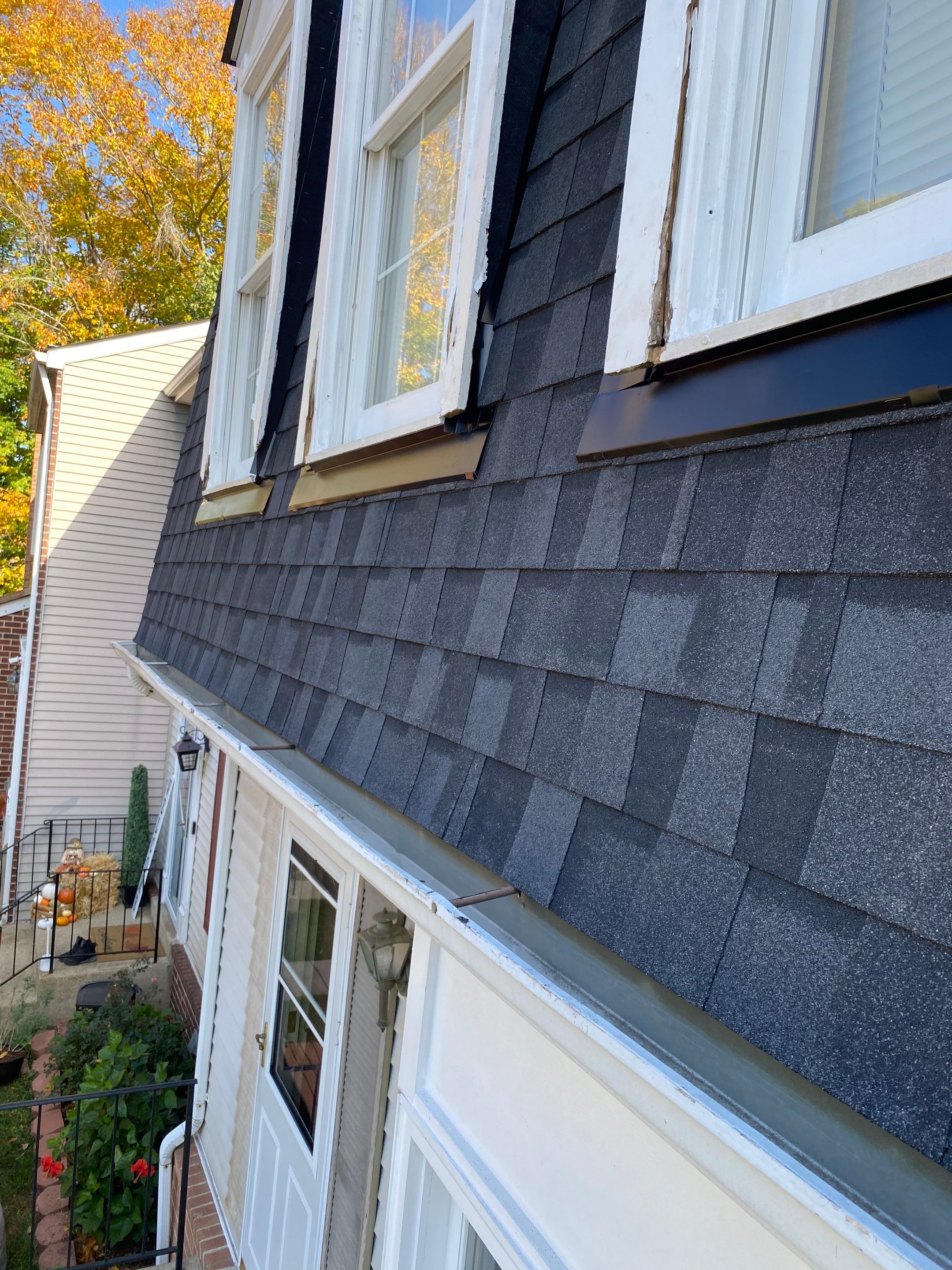 Woodbridge: Residential Roof Replacement with CertainTeed Landmark Pro in Max Def Moire Black by RM Banning, Inc.