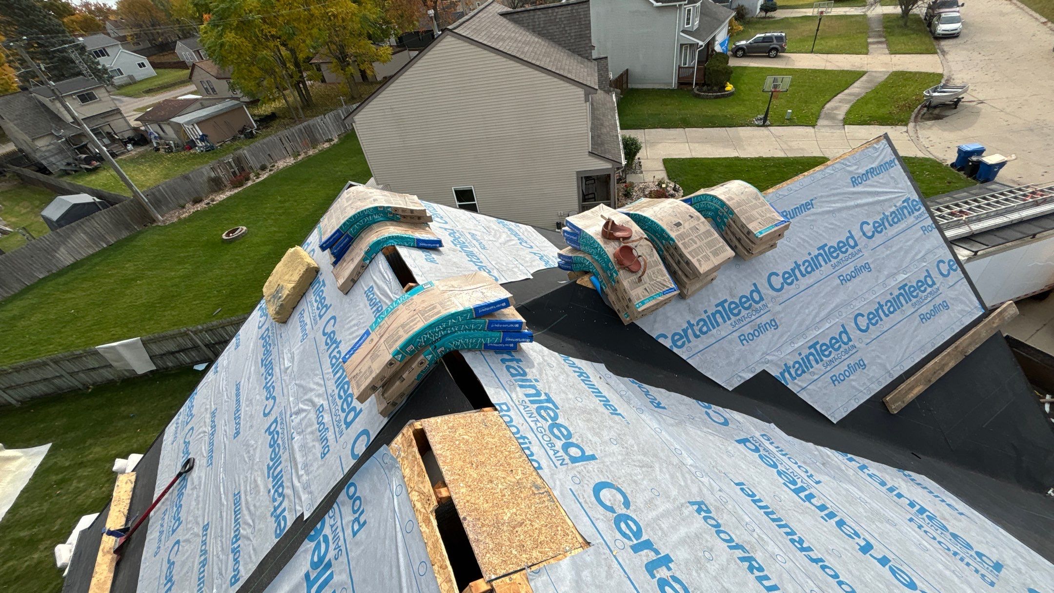 Roof Replacement using CertainTeed Landmark by 180 Contractors