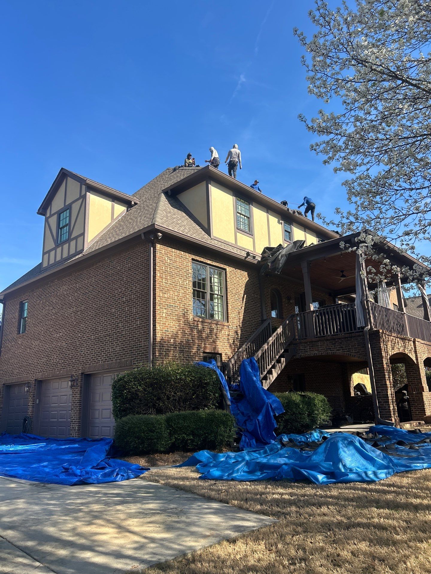 Residential Roof Replacement using GAF UHDZ- WEATHERWOOD by Elite Roofing LLC