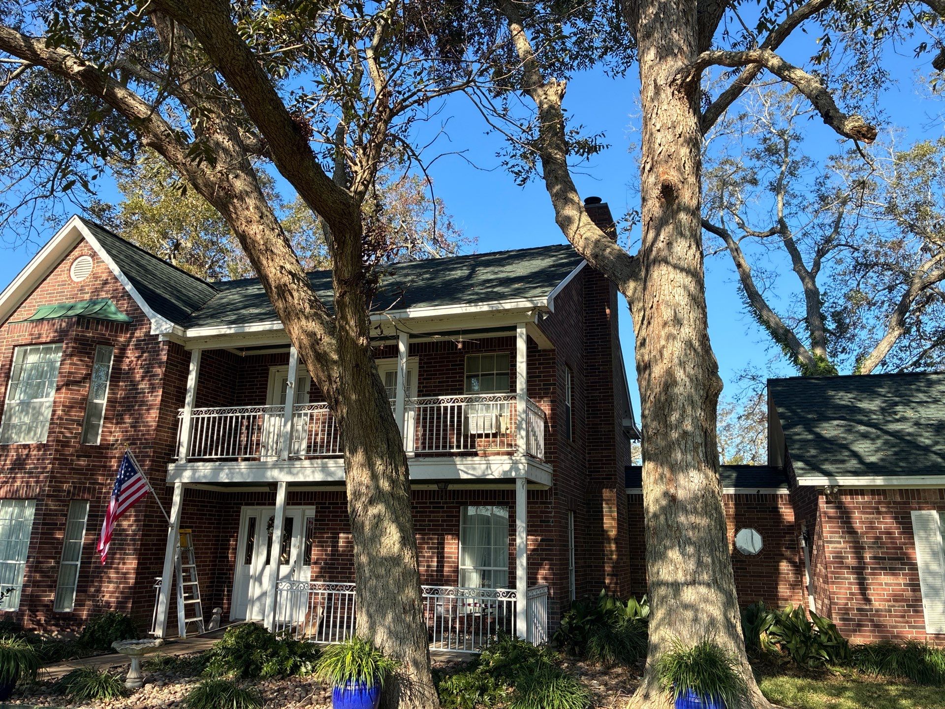 GAF Asphalt Shingle Roof Replacement for Brookshire Home by Onit Roofing LLC