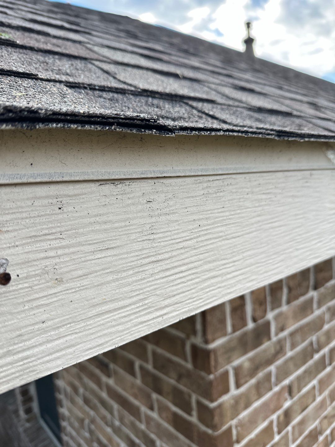 Hail Damage using Owen's Corning Duration (Lifetime) Shingles by Roof Repair Company
