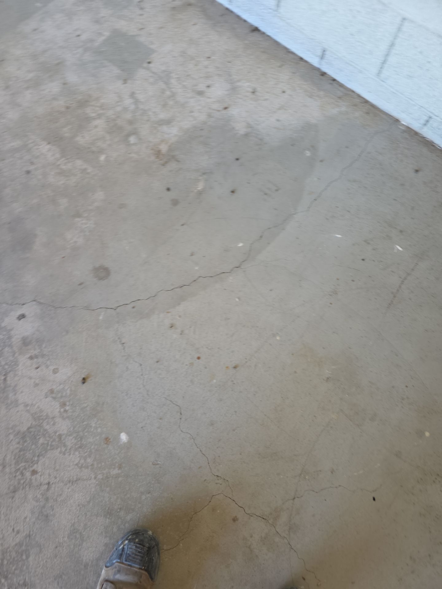 Polyurea Garage Floor Coating with Dolerite Chips in Morro Bay by MGP Coatings