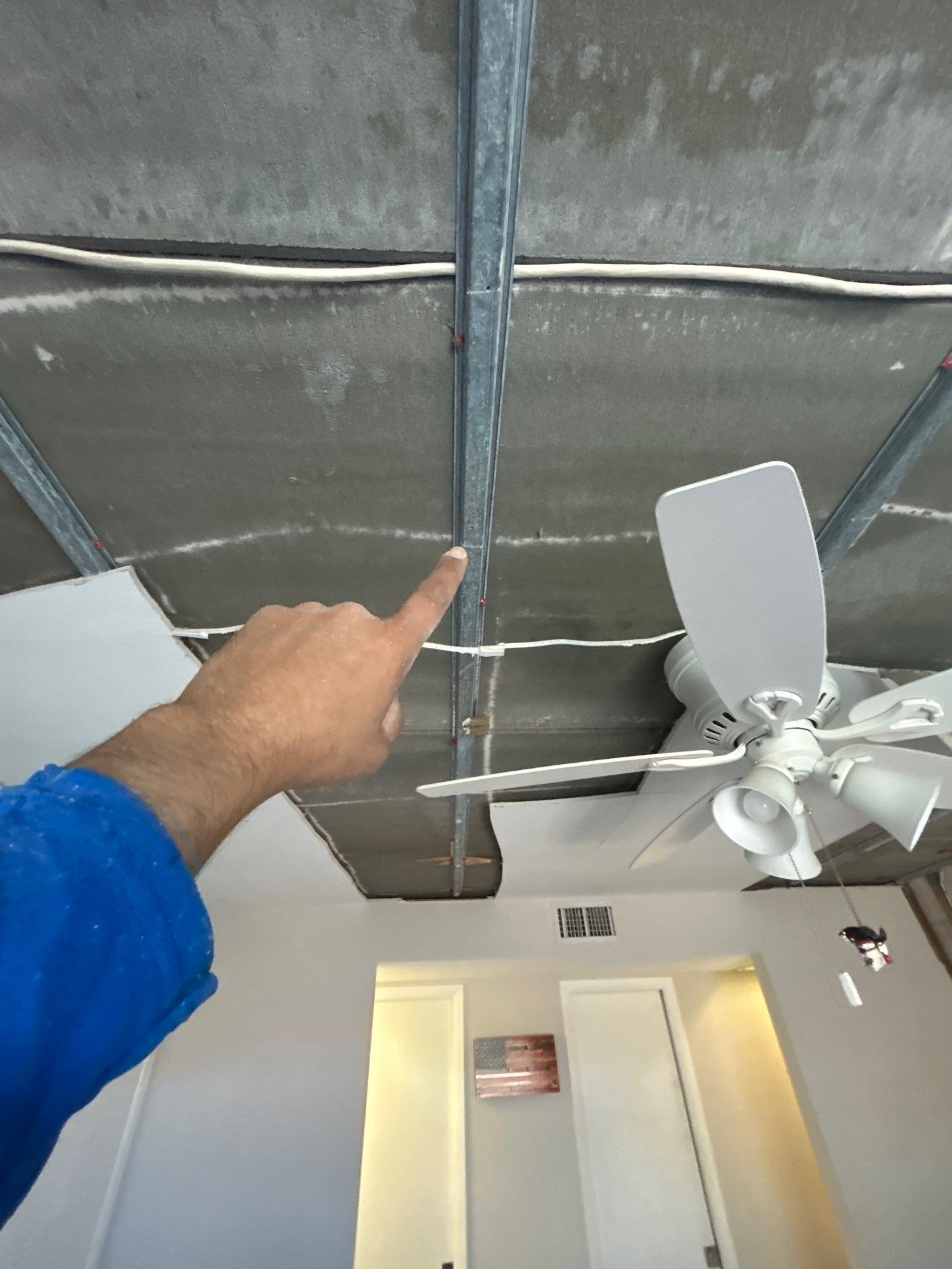 Water Damage Rebuild In Bradenton, FL by Ampm Restoration Services