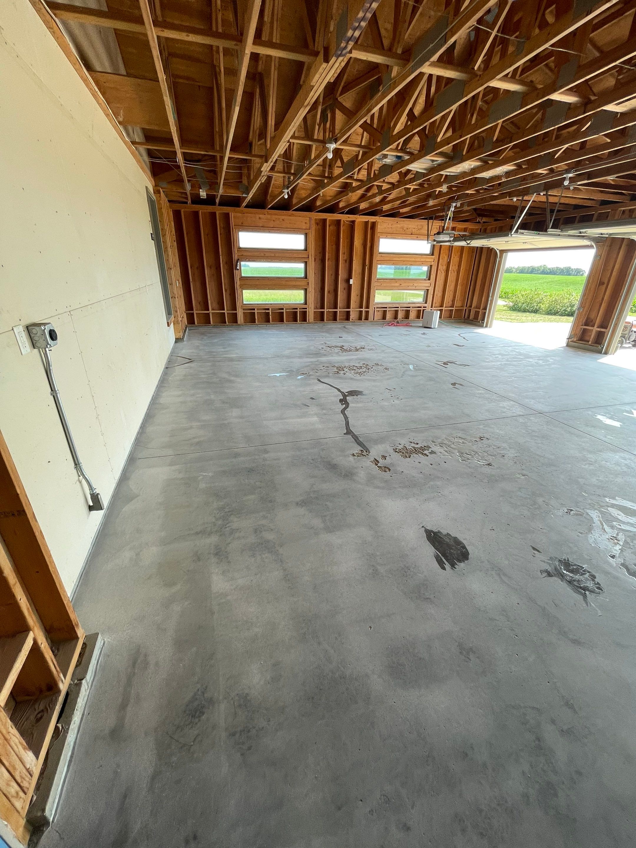 Cabin Fever Coating for Detached Garage in Dell Rapids by Select Painting, Coatings & Garage Cabinets