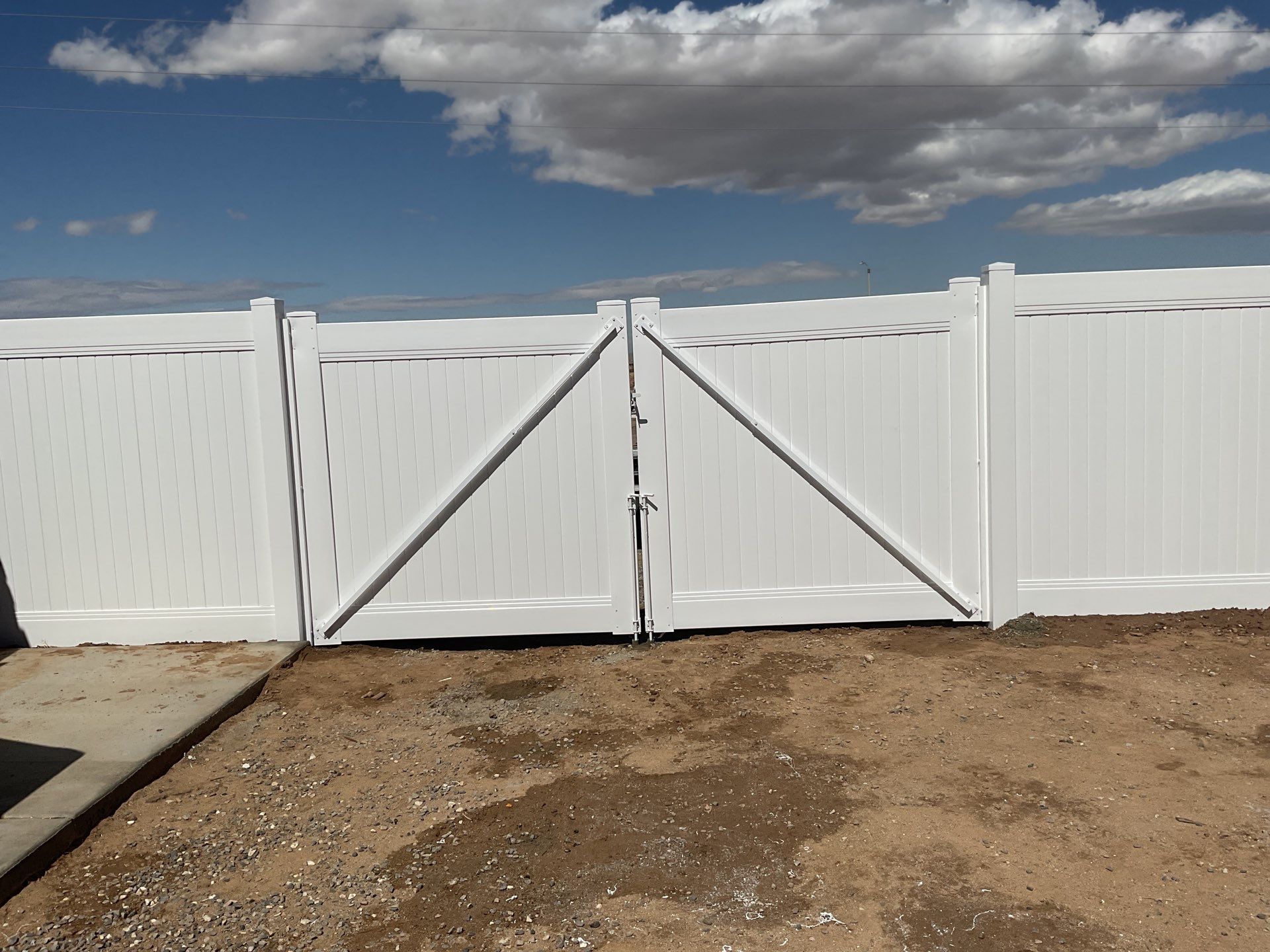 Fence Installation using Vinyl by Fence Guys Inc. 
