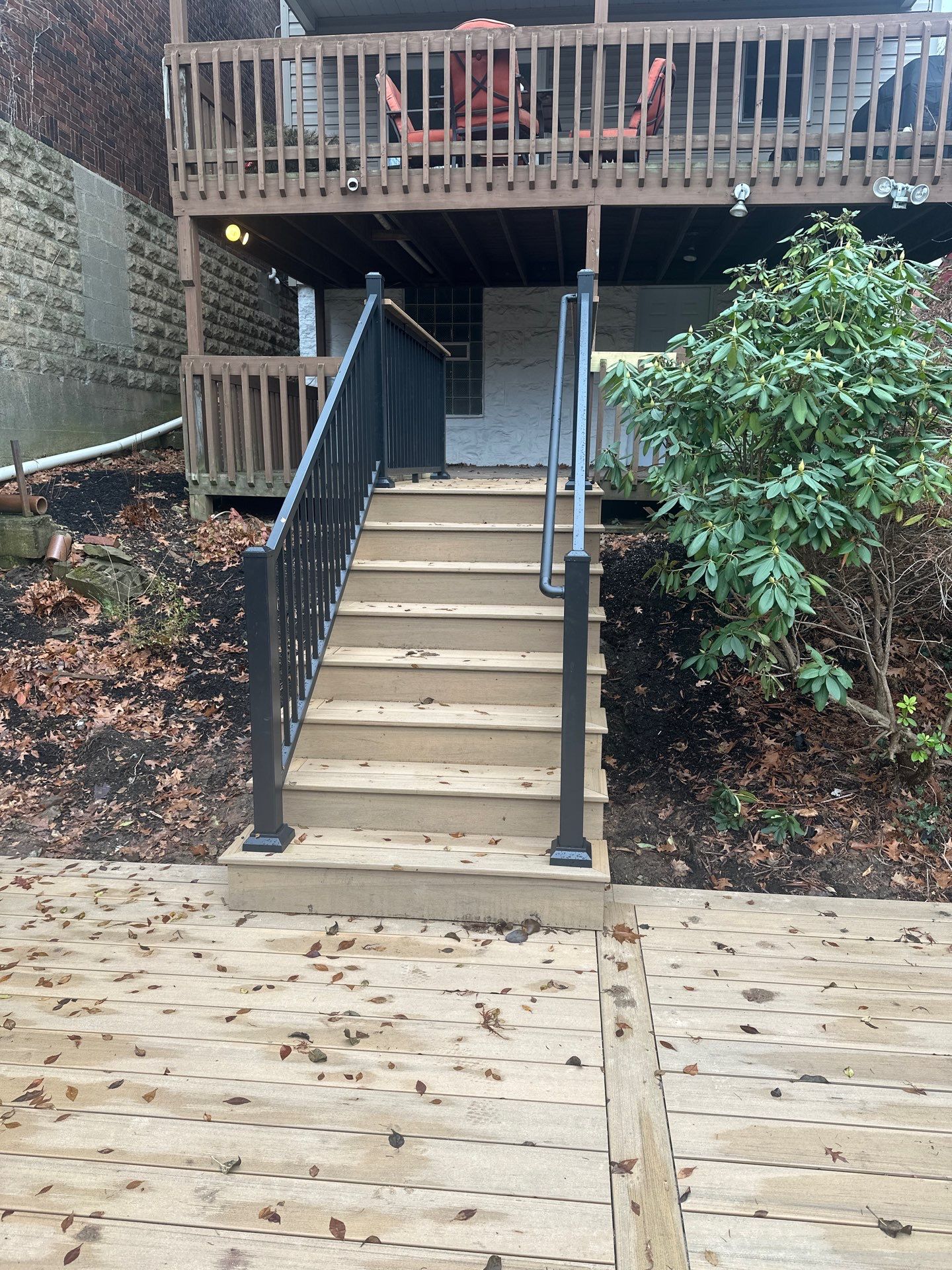 Deck by Cousins Roofing Siding & Decks