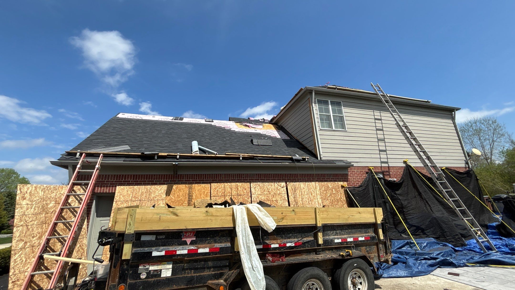Roof Replacement using Owens Corning Onyx Black by 180 Contractors