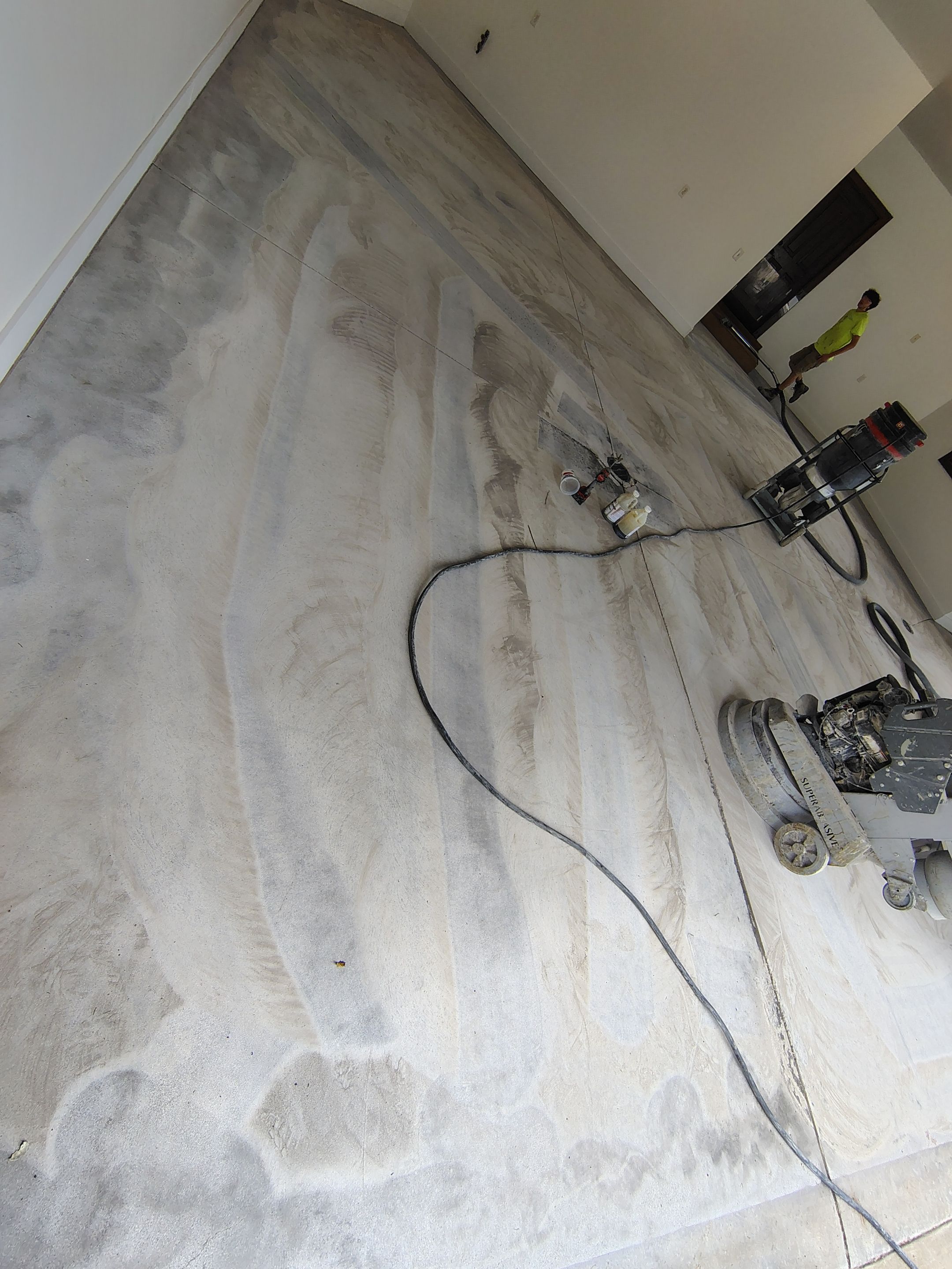 Feather Grey Floor Coating in Sioux Falls, SD by Select Painting, Coatings & Garage Cabinets