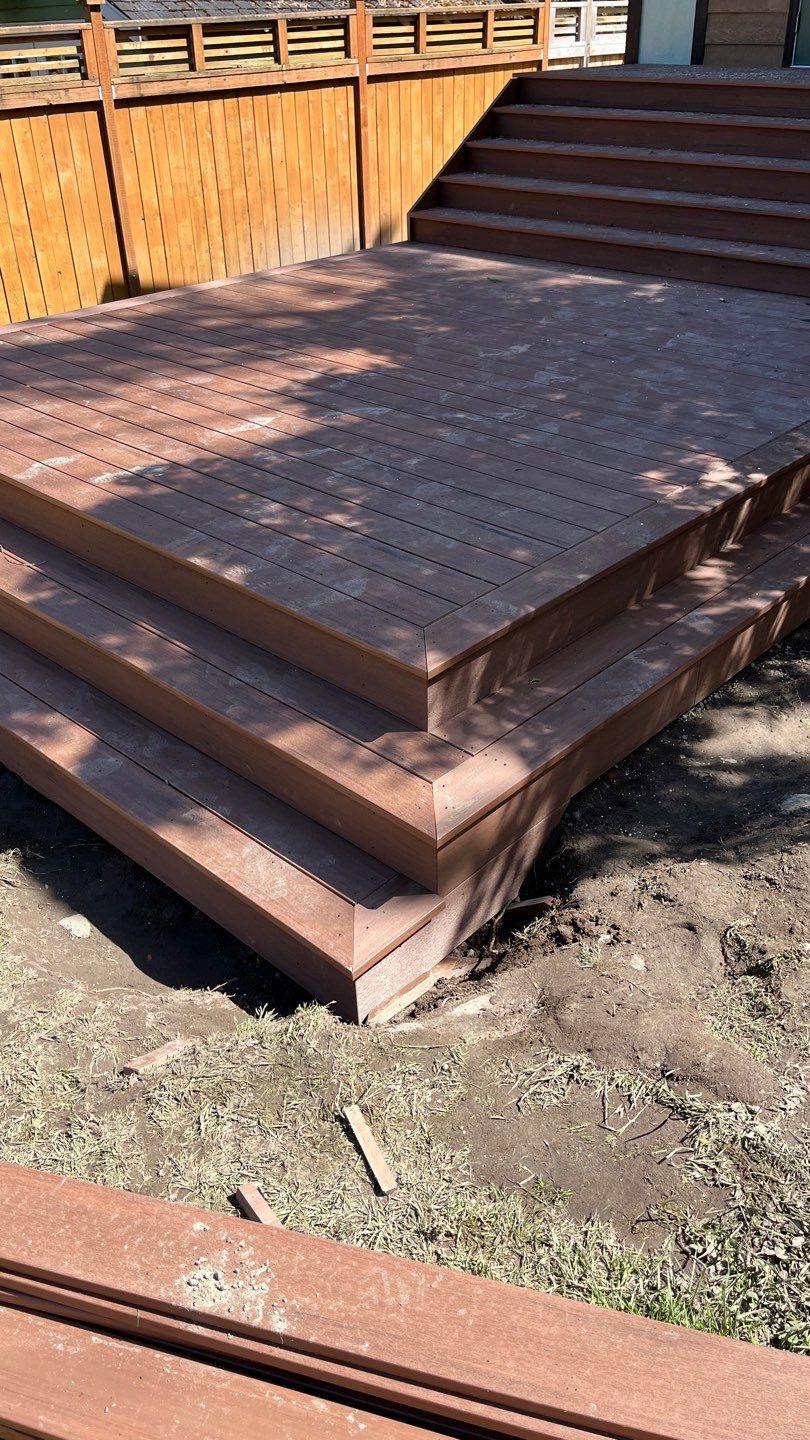 Seattle Decking by Alki deck builders 