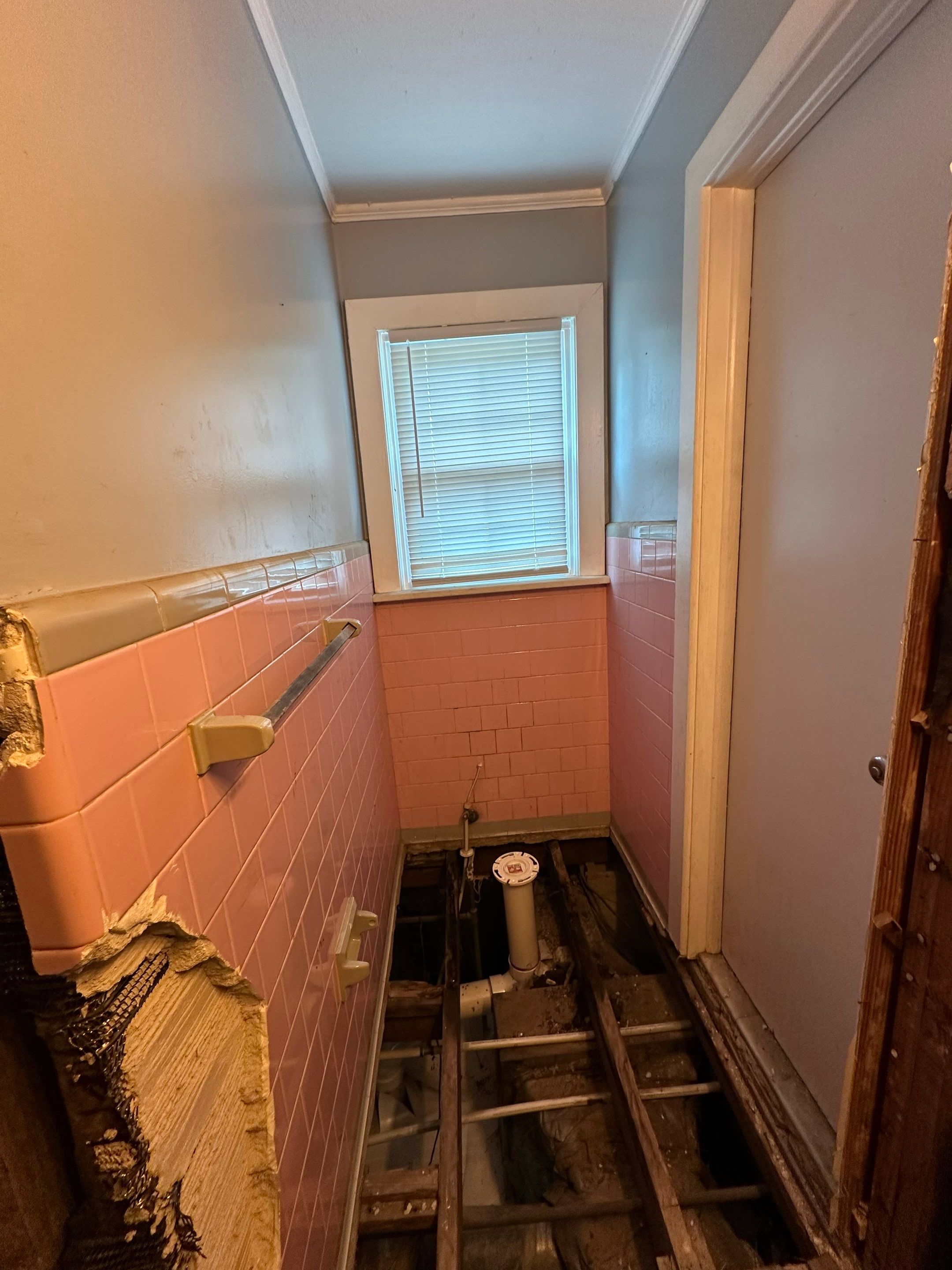 2460 Hull Rd Bathroom Renovation by Ironclad Builders LLC