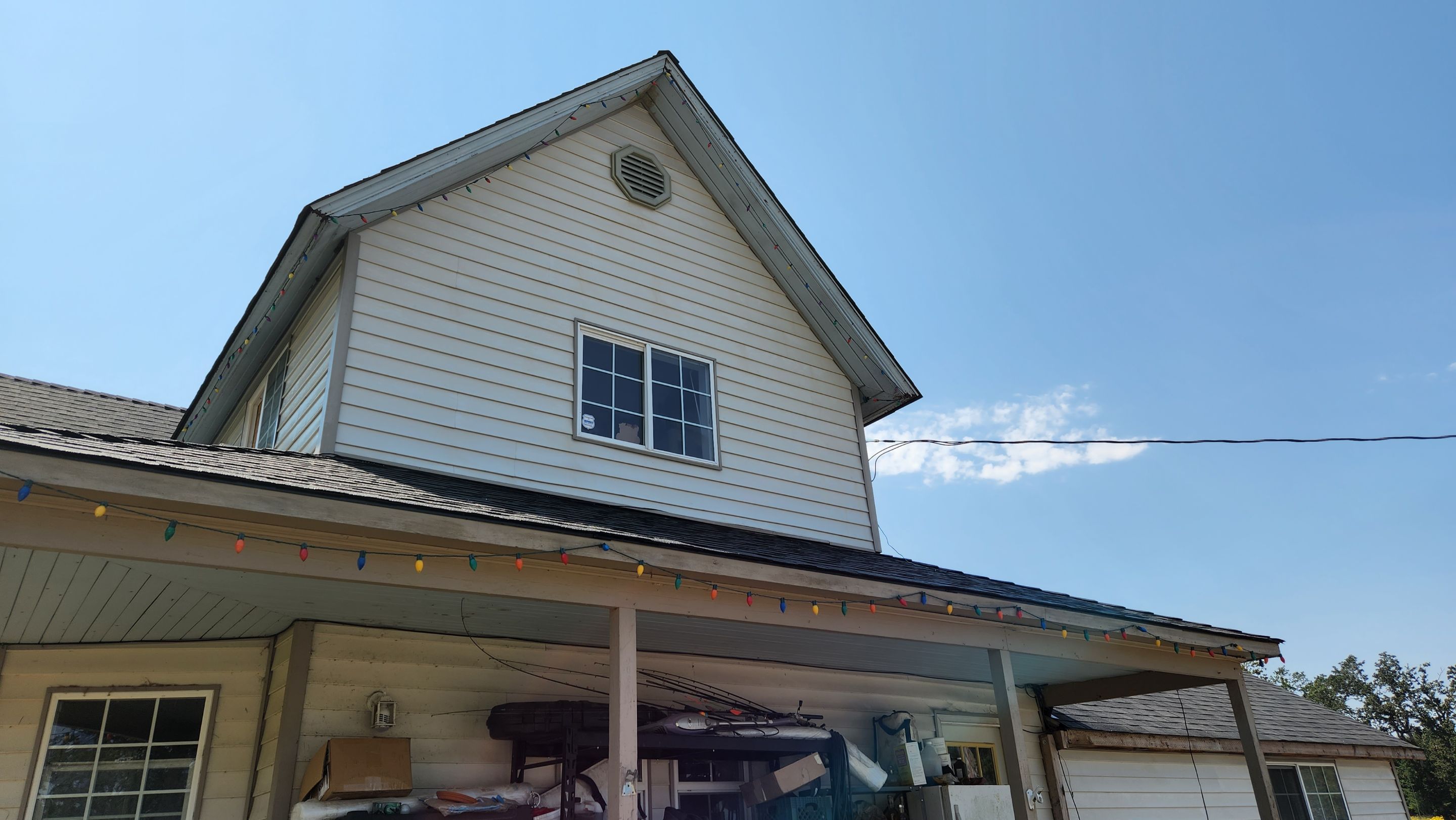 Black Mold Removal using Biocide by Willamette Outdoor Wash LLC