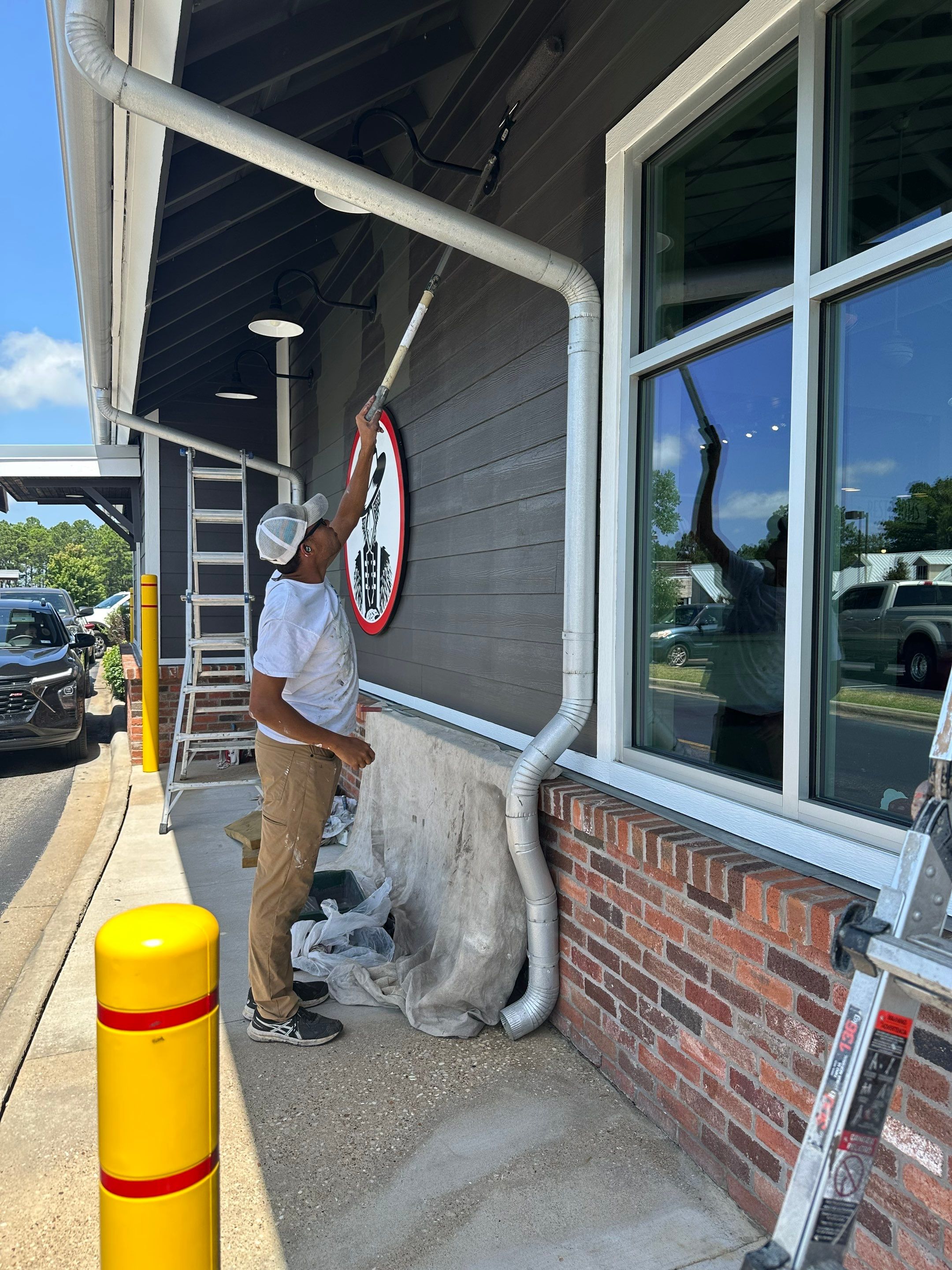 Commercial Exterior Update – Slim Chickens by Quality Coats Painting