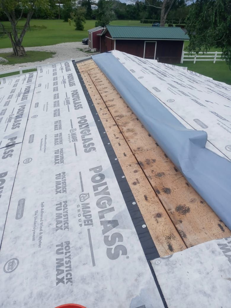 Project in Largo 33773 by Mitchell Roofing Company LLC 