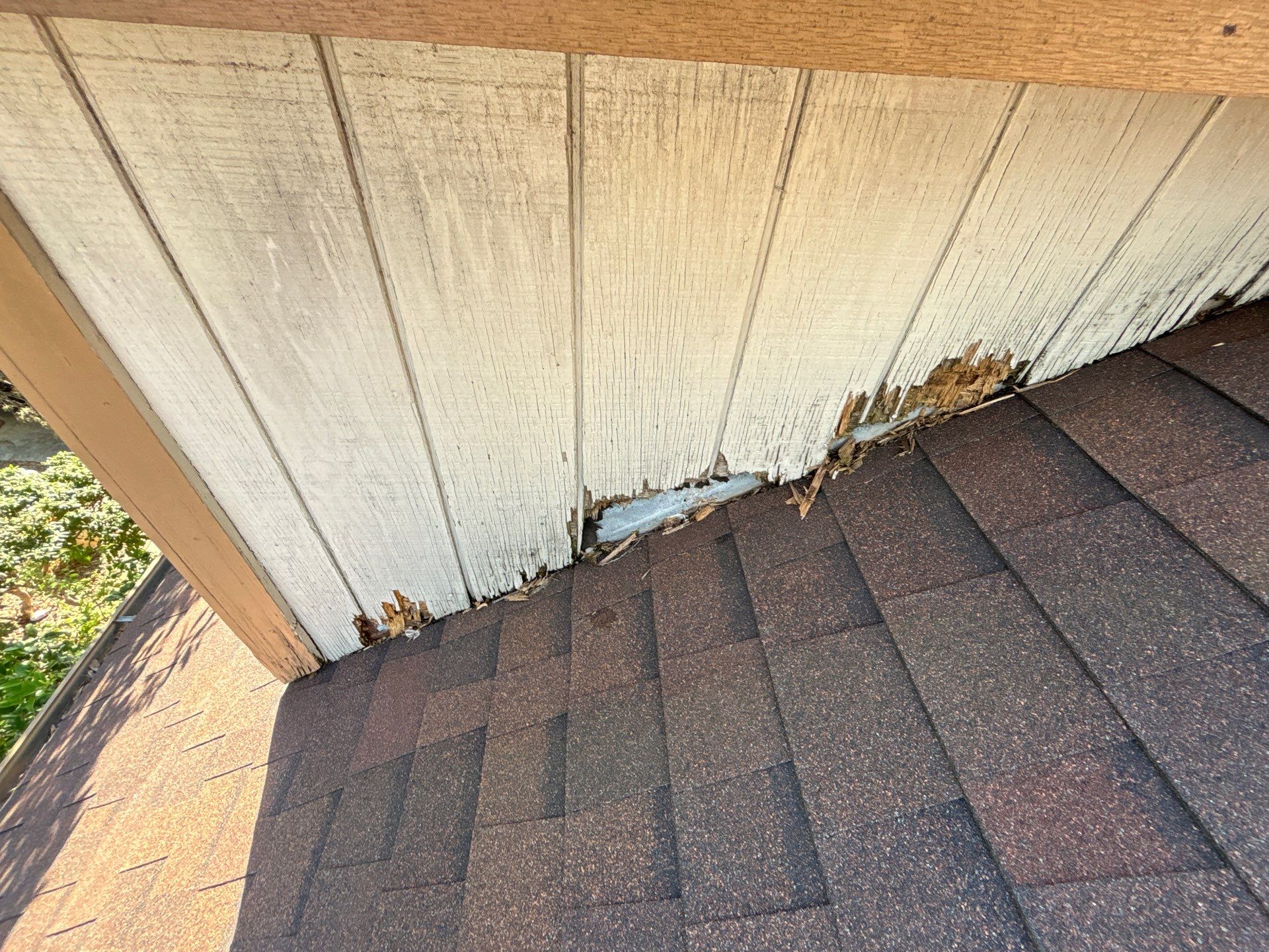 Siding Repair 78250 | Roof Repair | San Antonio Roofer by Rox Roofing