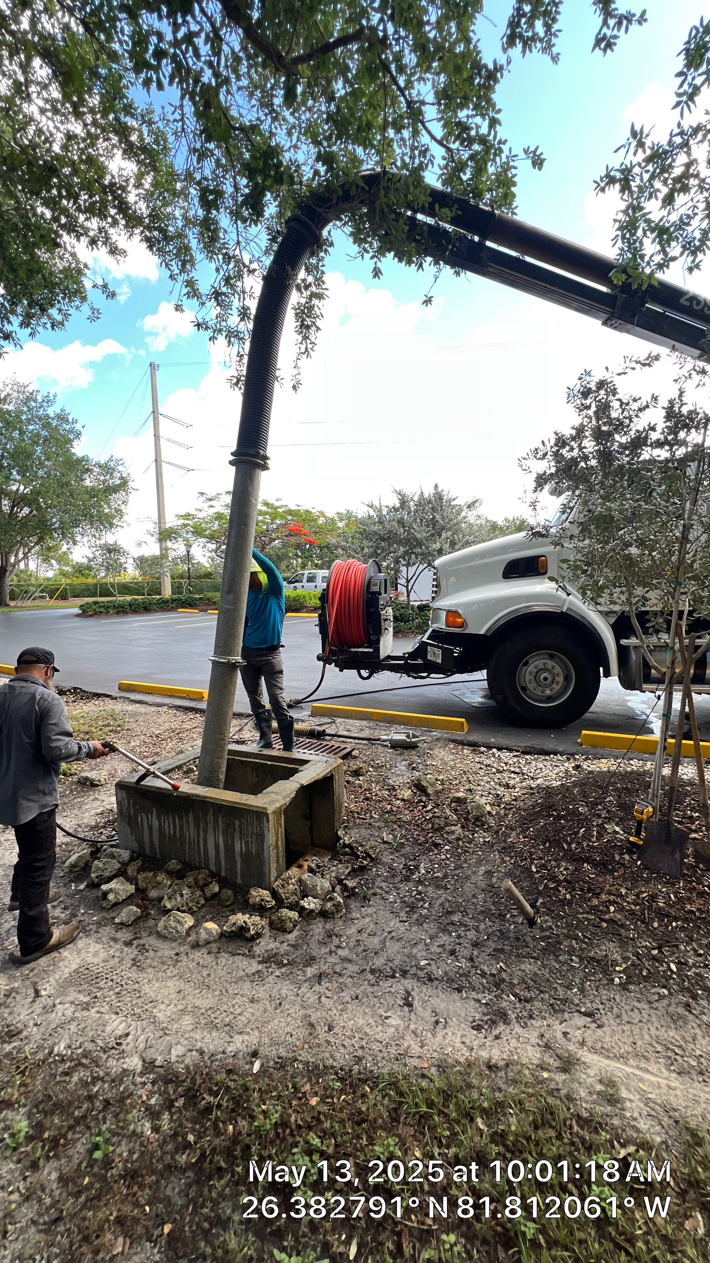 Pelican Landing Fitness & Tennis Court Parking Lot Stormwater System Maintenance by Don Mar, Inc. Storm Water Solutions