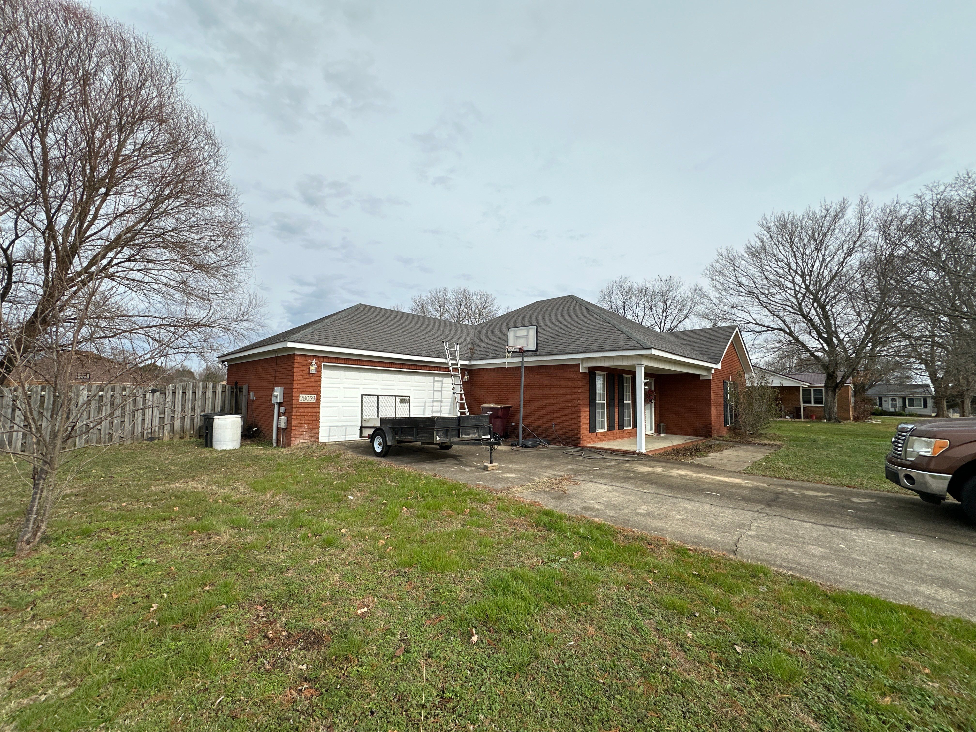 Rustic Black Titan  - Clements by BayCo Roofing
