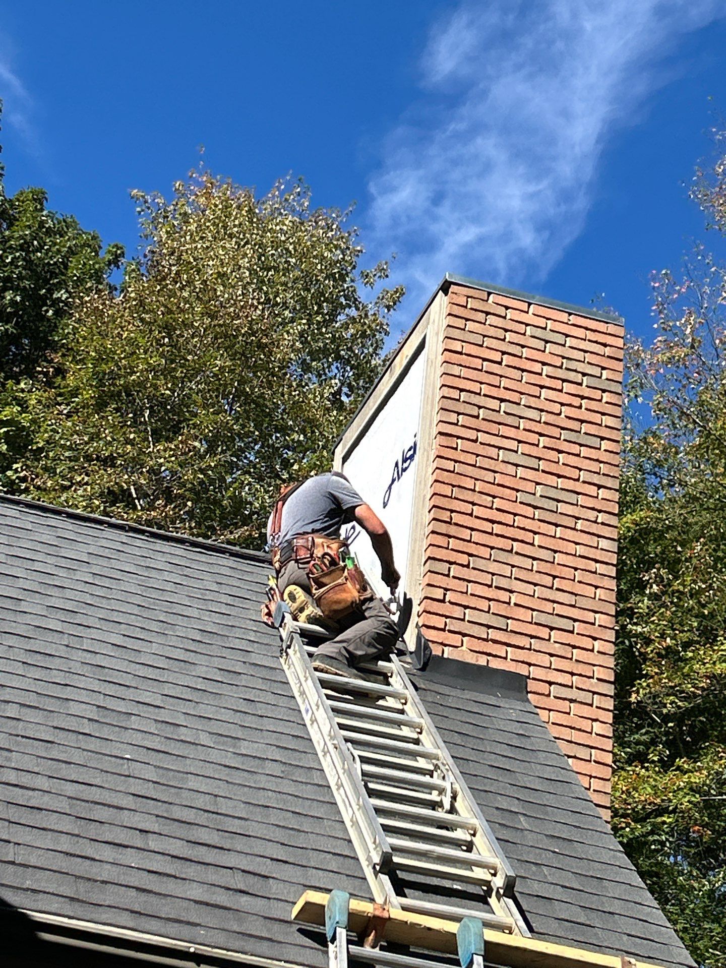 Siding Replacement using Alside S7 Cedar Mill Grain Cape Cod Grey by 180 Contractors