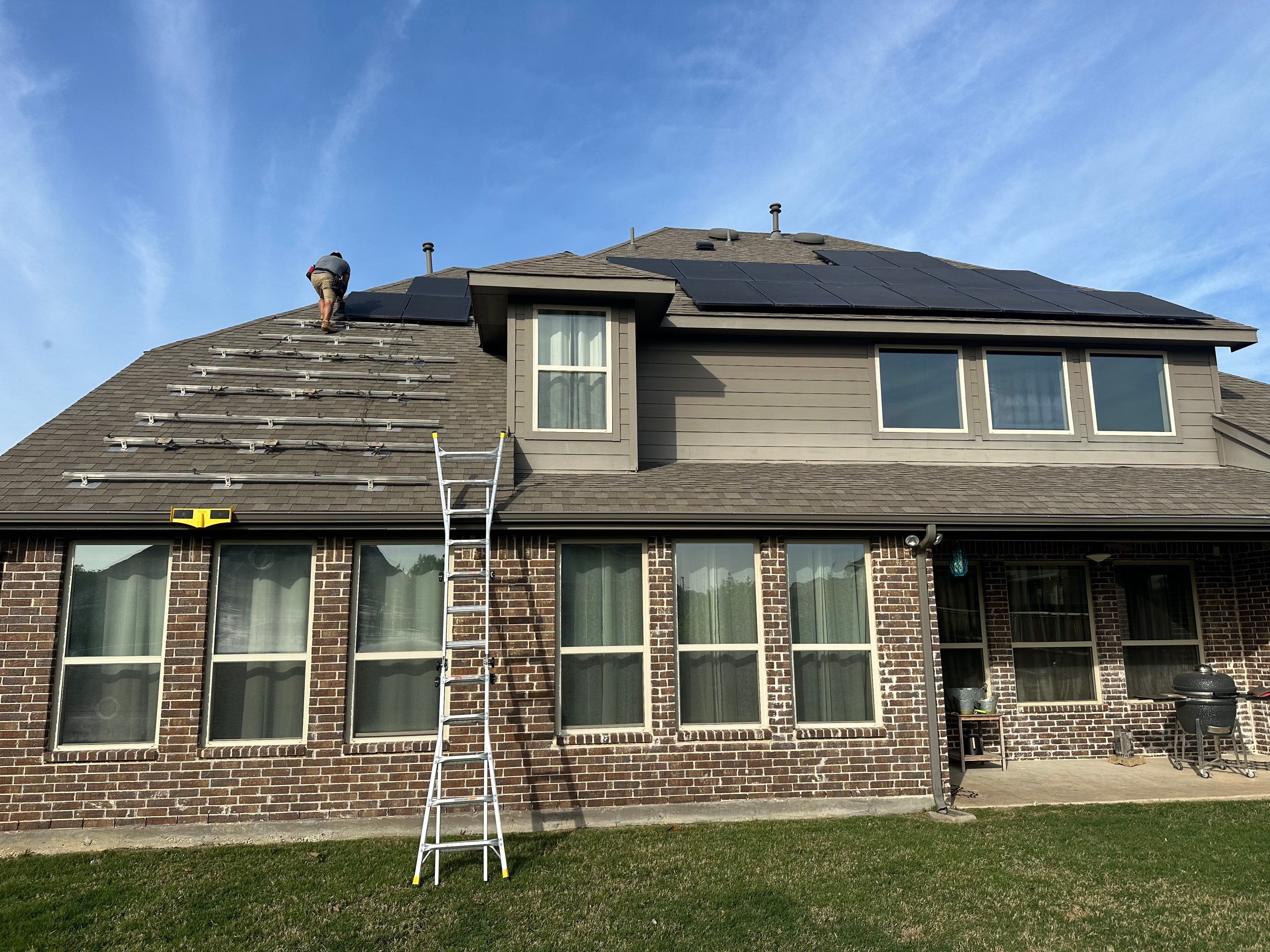 D&R Trophy Club, Tx using Solar Panels by Sunaura Solar