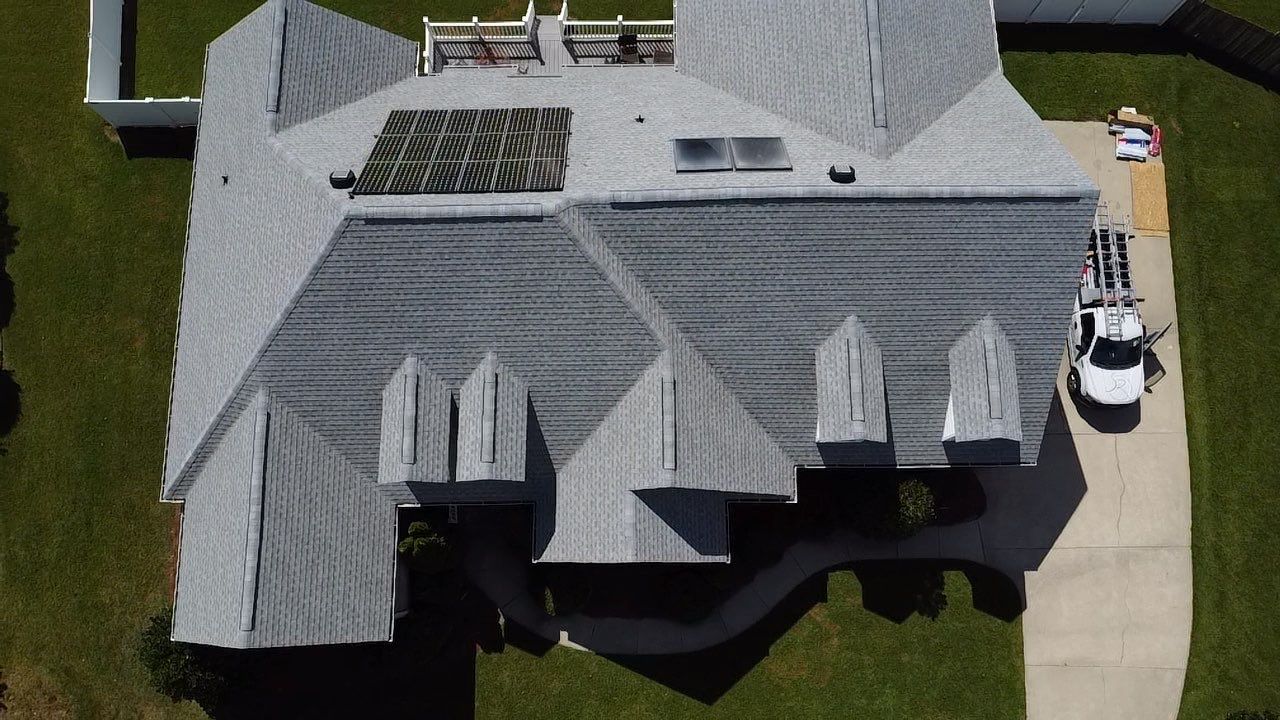 GAF HDZ Fox Hollow Grey by Skybird Roofing