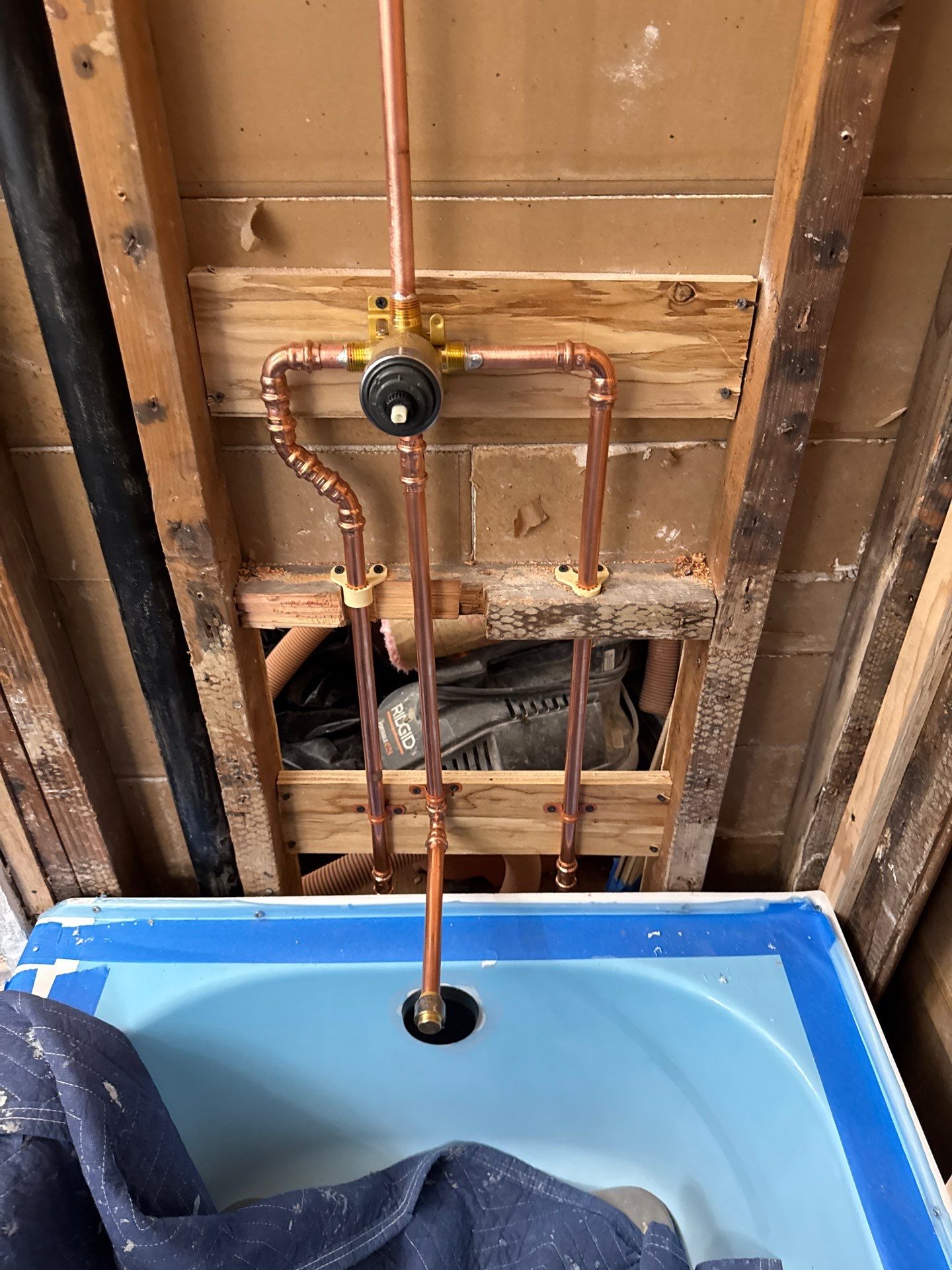 Tub replacement in Agawam, MA by Yankee Home Improvement