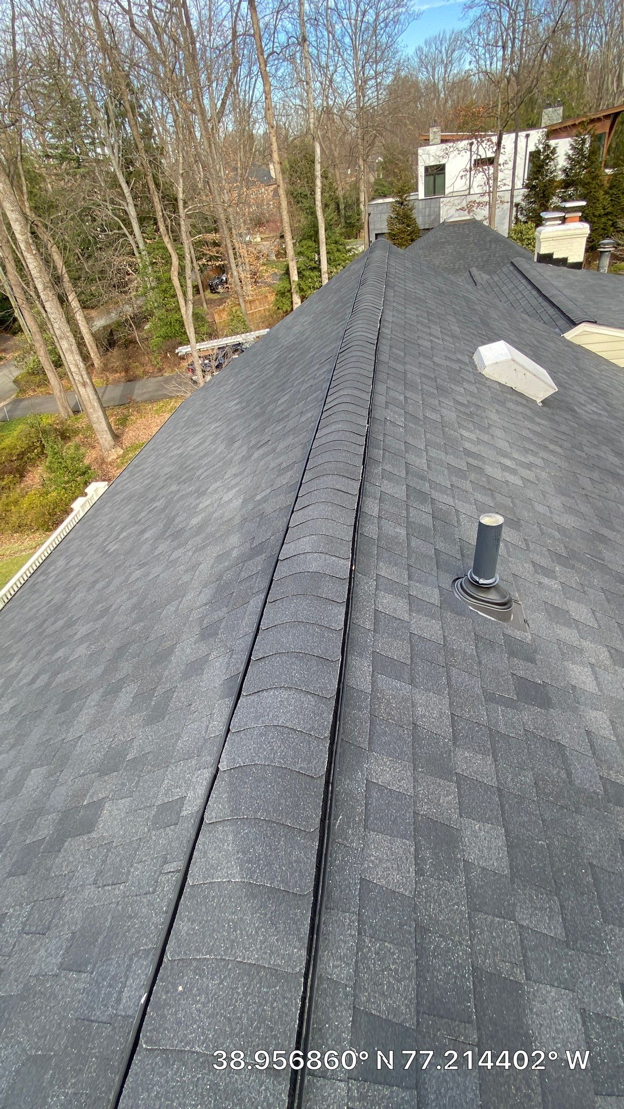 McLean: Certainteed Landmark Pro Designer Shingles in Max Def Charcoal Black by RM Banning, Inc.