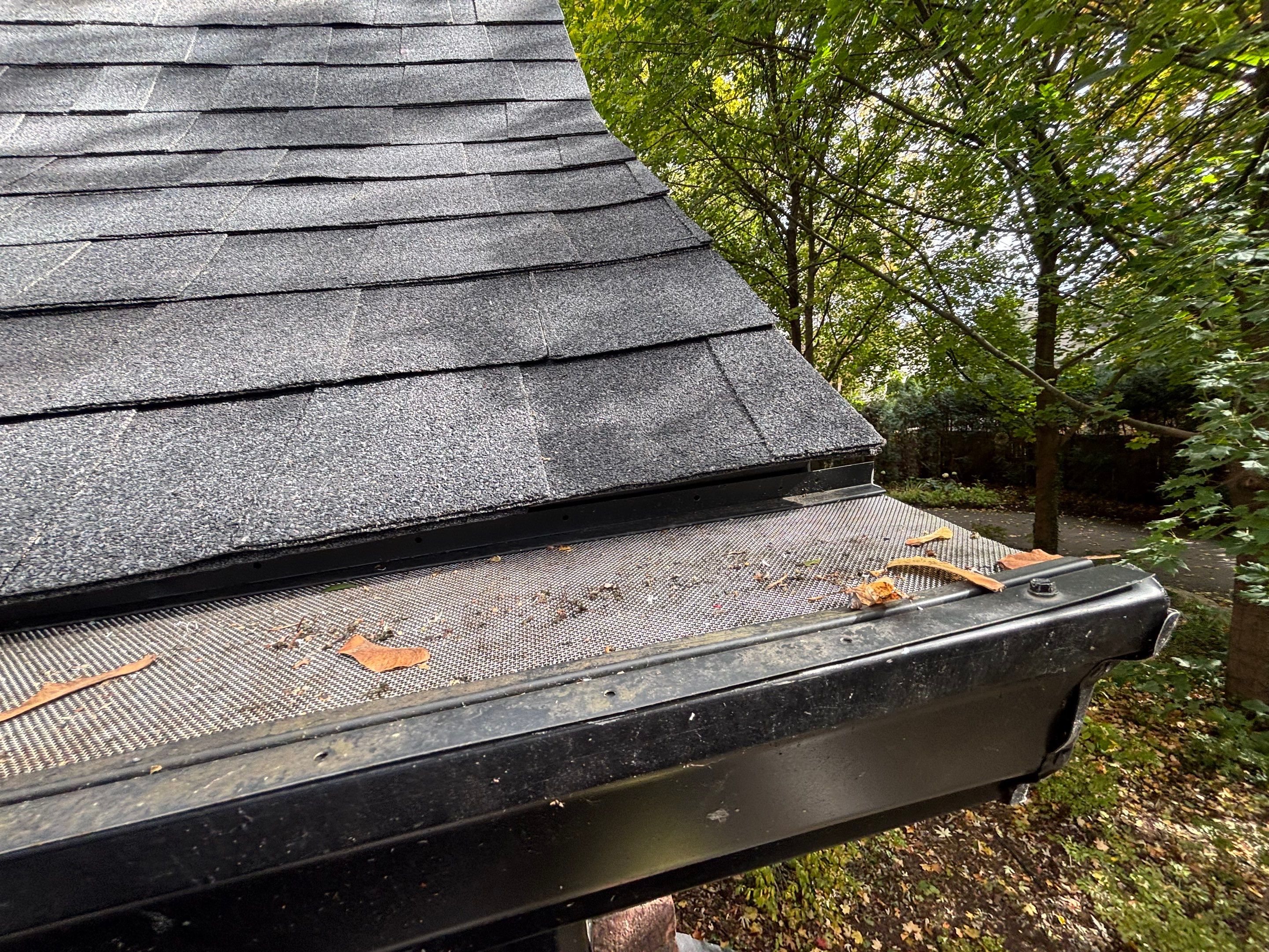 Roof Replacement using Owens Corning Onyx Black by 180 Contractors