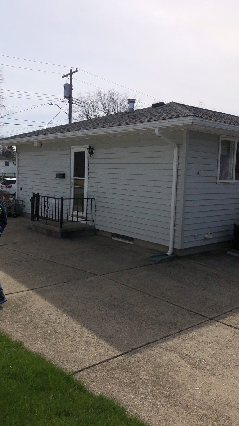 Exterior Siding and Concrete by Ivy Lea Construction