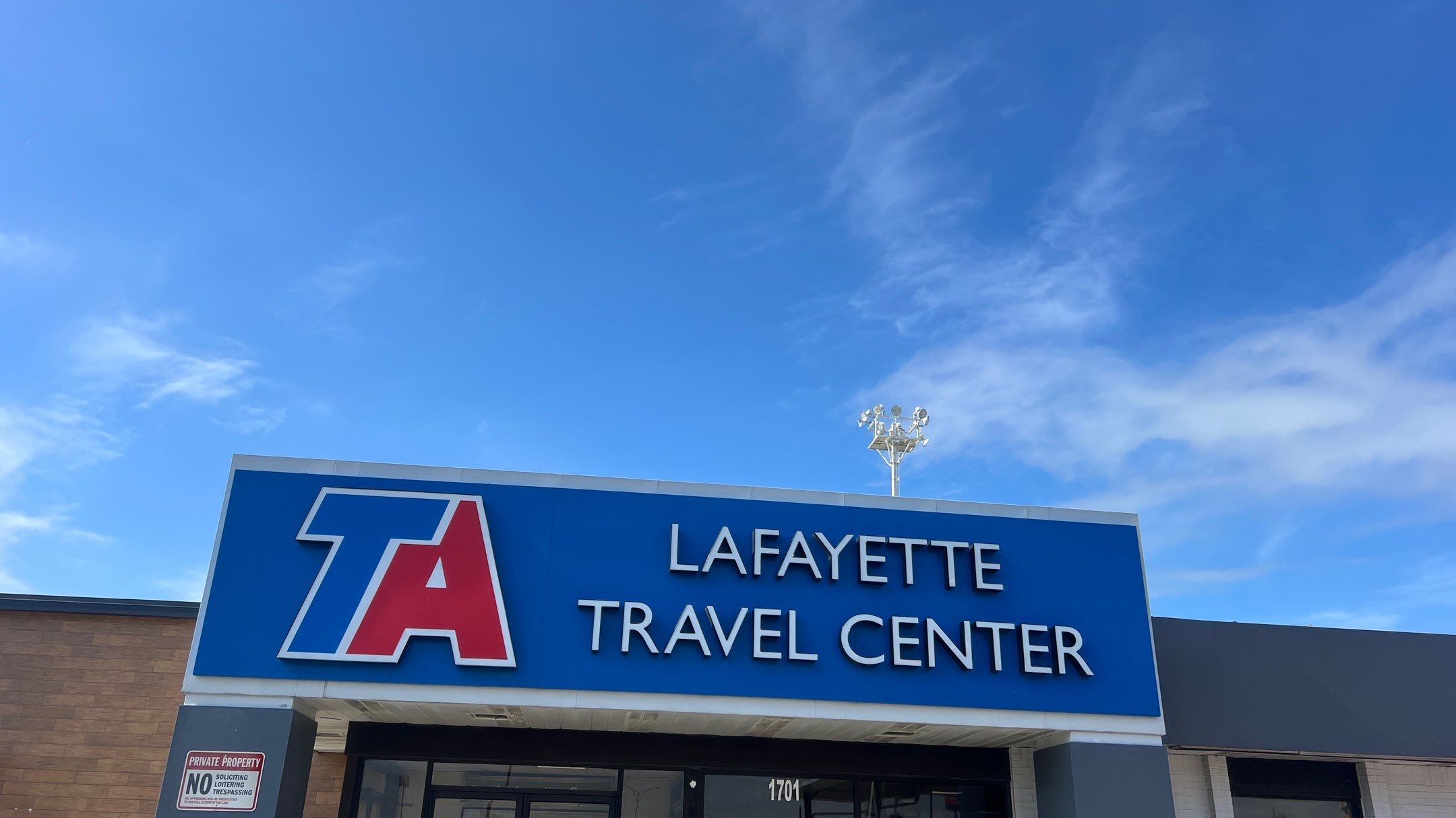 Commercial Roof Replacement using GAF Everguard TPO for Travel Center of America by Roof Experts