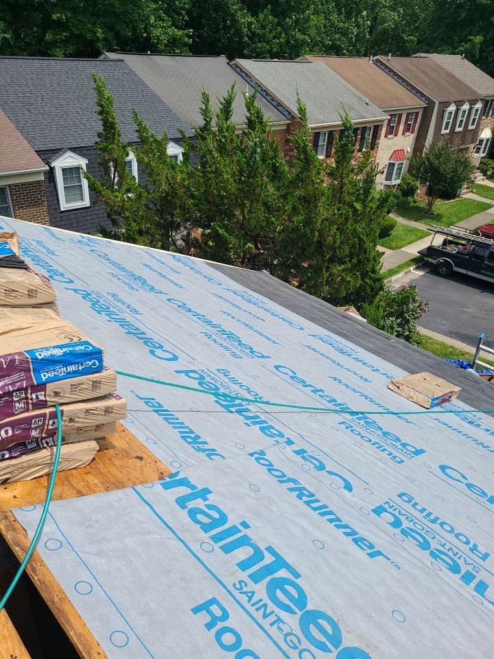 Reston: CertainTeed Landmark Pro Architectural Shingles in Max Def Moire Black by RM Banning, Inc.