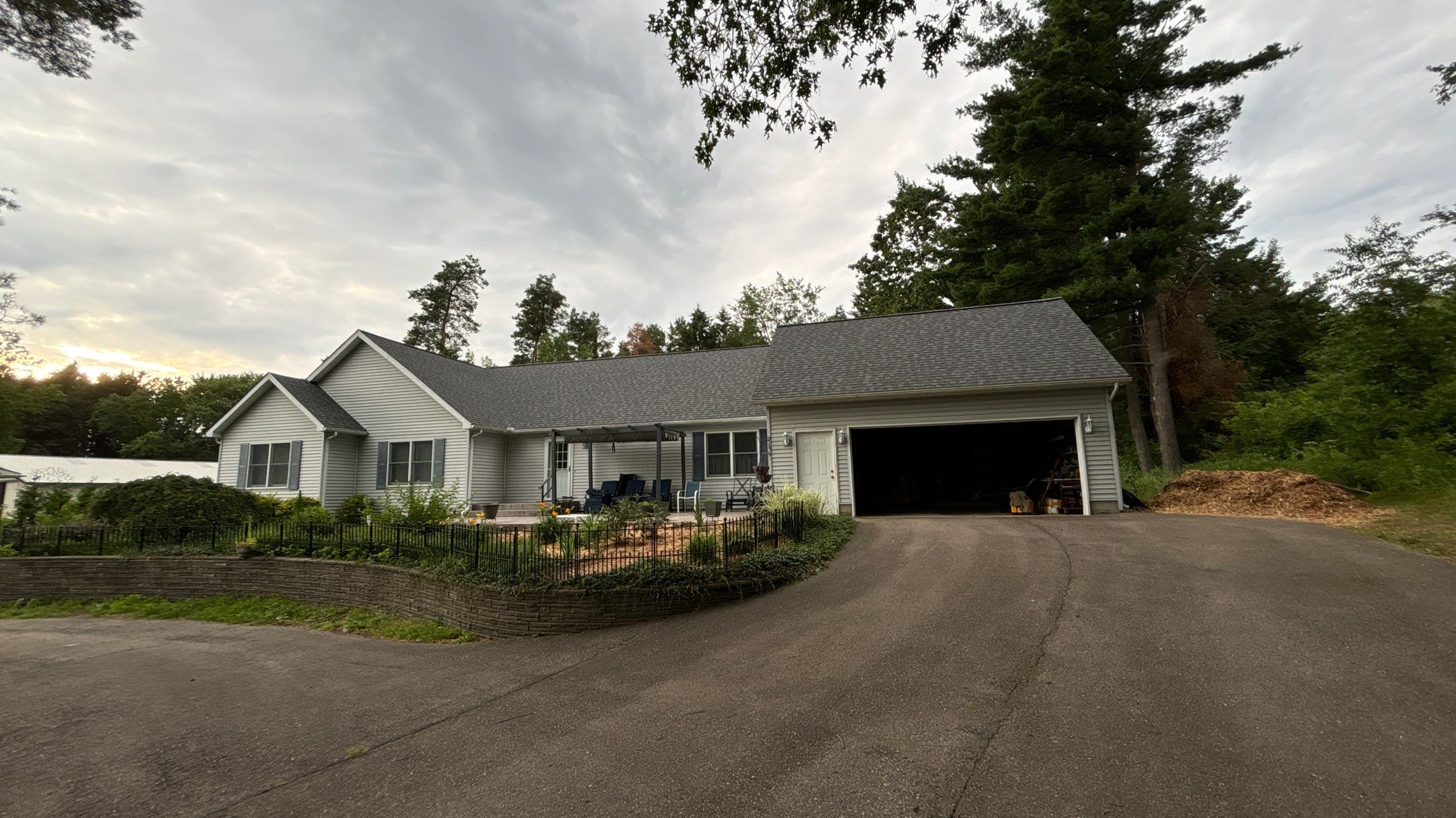 Roof Replacement using CertainTeed Landmark by 180 Contractors