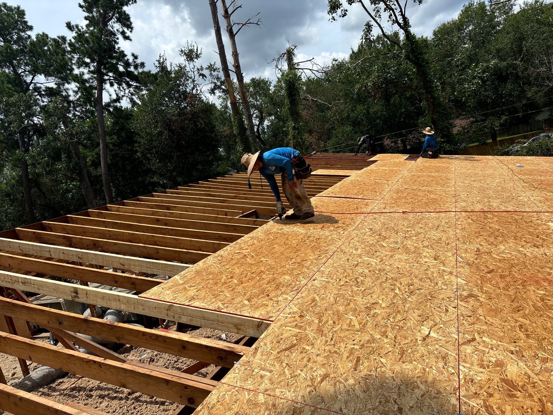 Residential Roofing Installation using Owen's Corning Duration (Lifetime) Shingles by Roof Repair Company