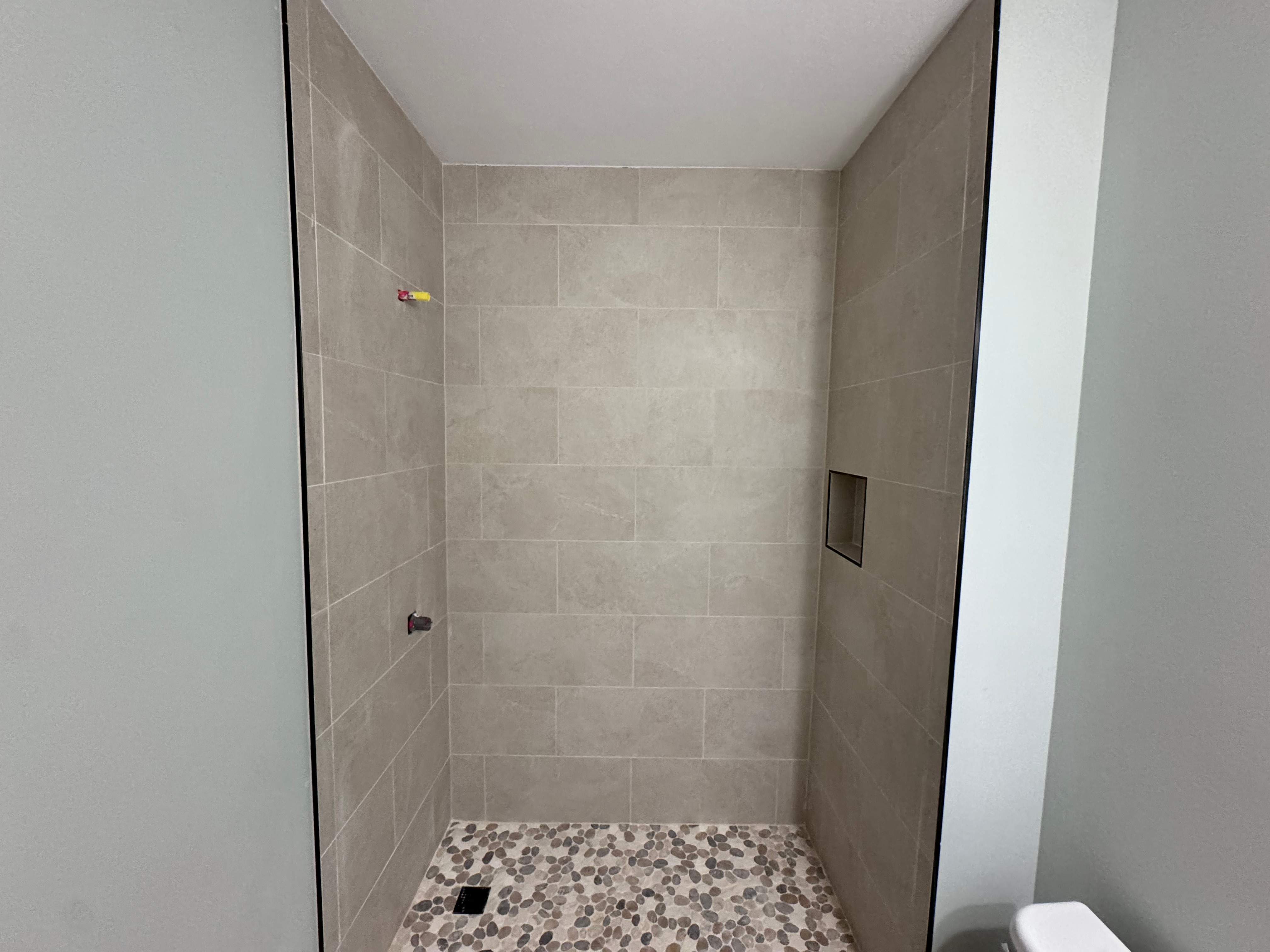 Bathroom project by Prudencio