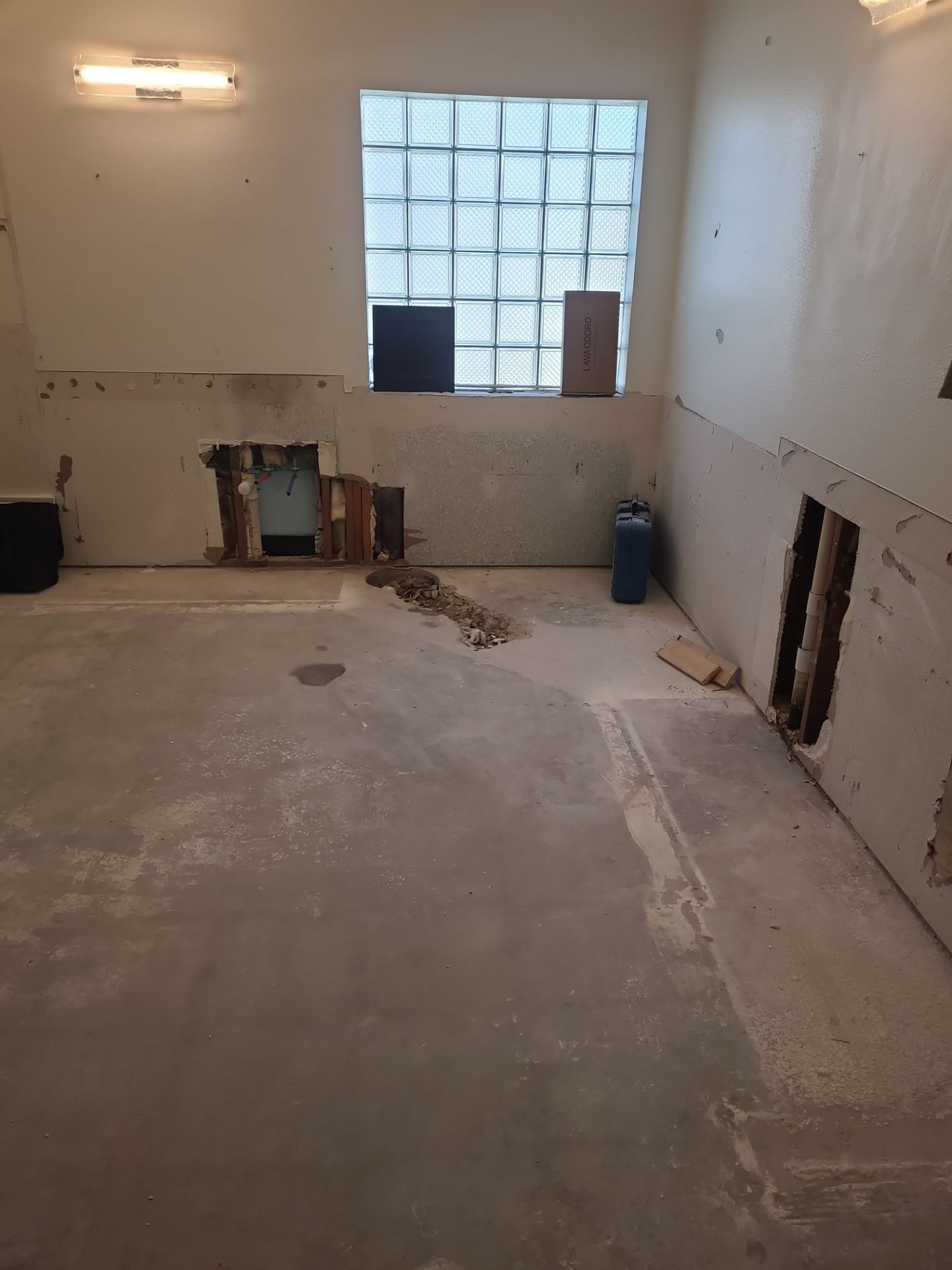 Bathroom Remodel in Willis, TX by SophAlx LLC