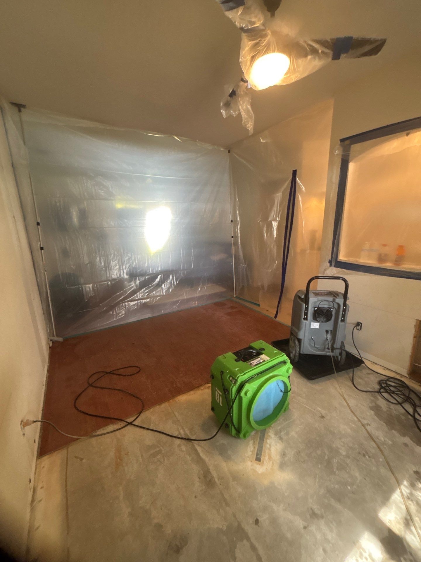 Water Damage Inspection In Bradenton Florida by Ampm Restoration Services