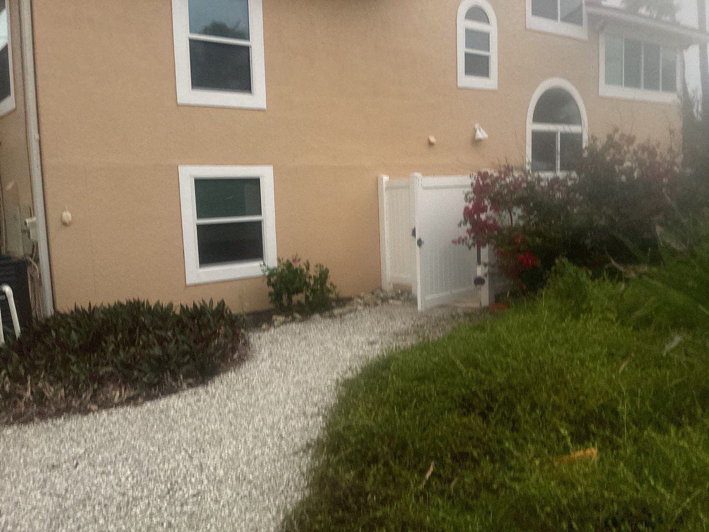 Seamless Gutter Installation for Beachfront Homes in Captiva by Gutter Professors