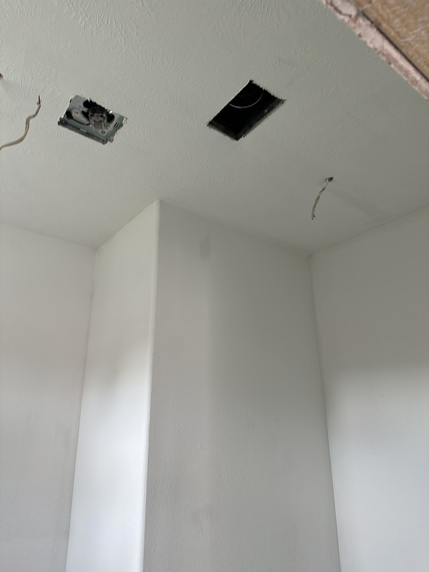 2024 Kitchen on trend with L&T Contractors by L&T General Contractors and Restoration INC