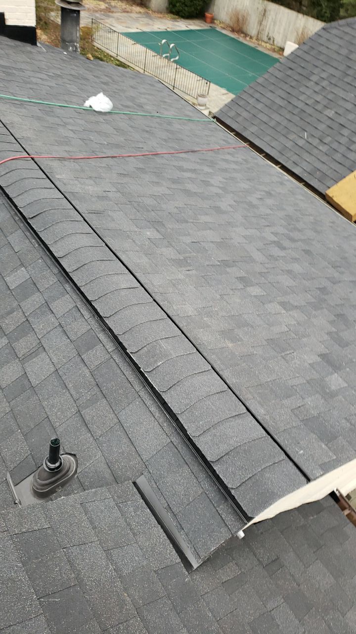 McLean: Certainteed Landmark Pro Designer Shingles in Max Def Charcoal Black by RM Banning, Inc.