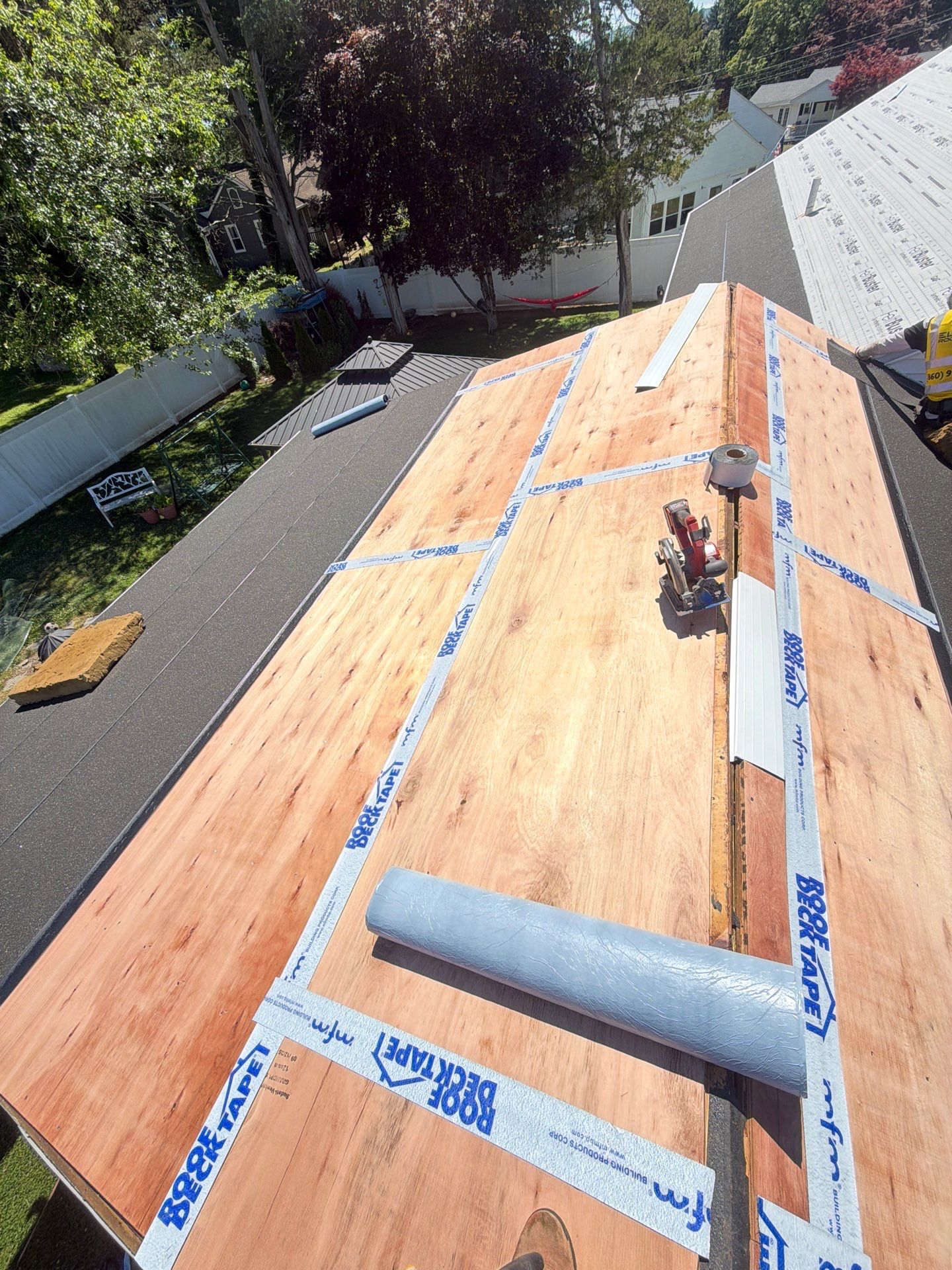 Project in Southington, CT by Elitex Roofing