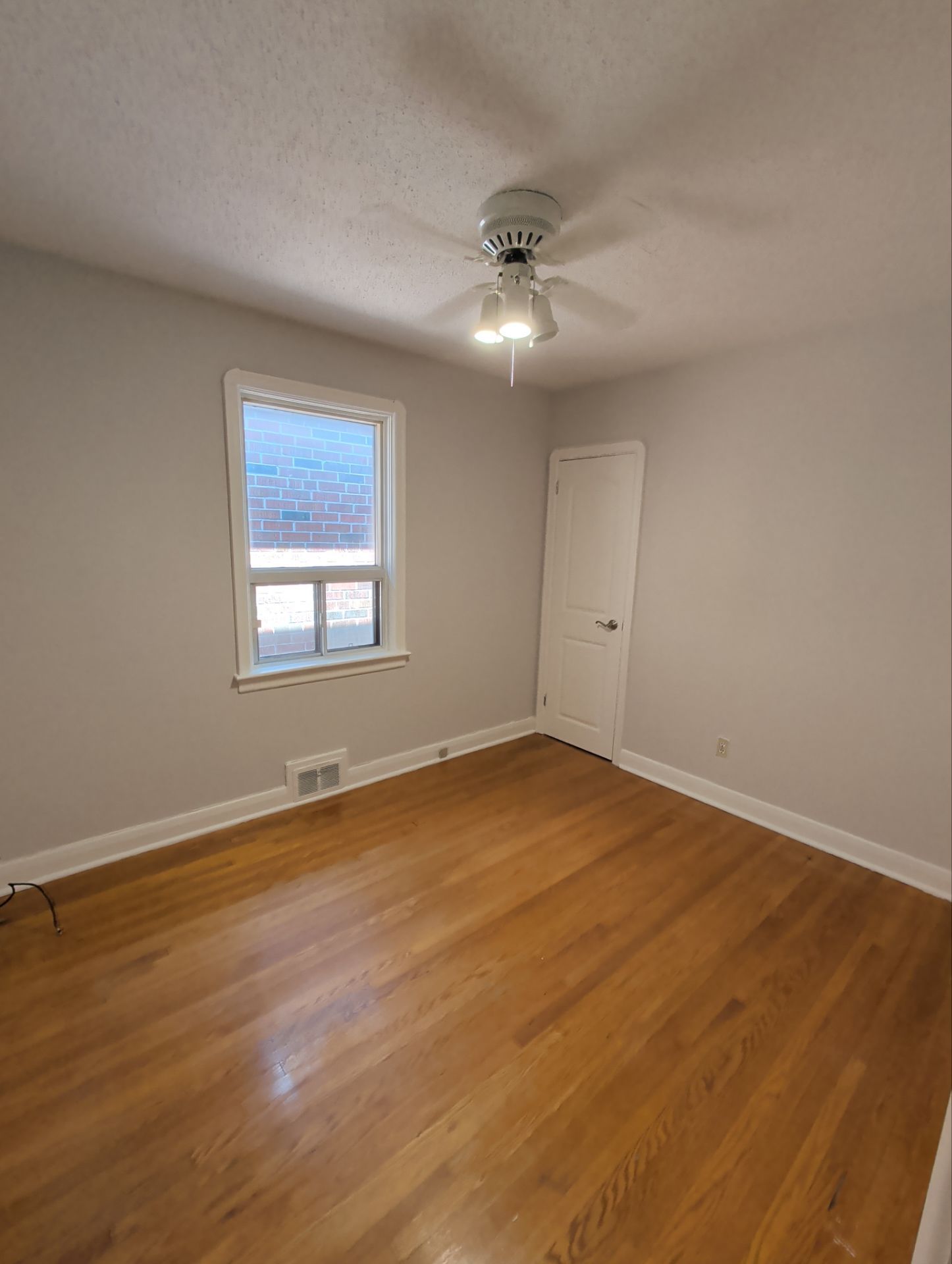 Toronto Interior Home Painting and Kitchen Cabinet Refinishing by GTA HOME PAINTING
